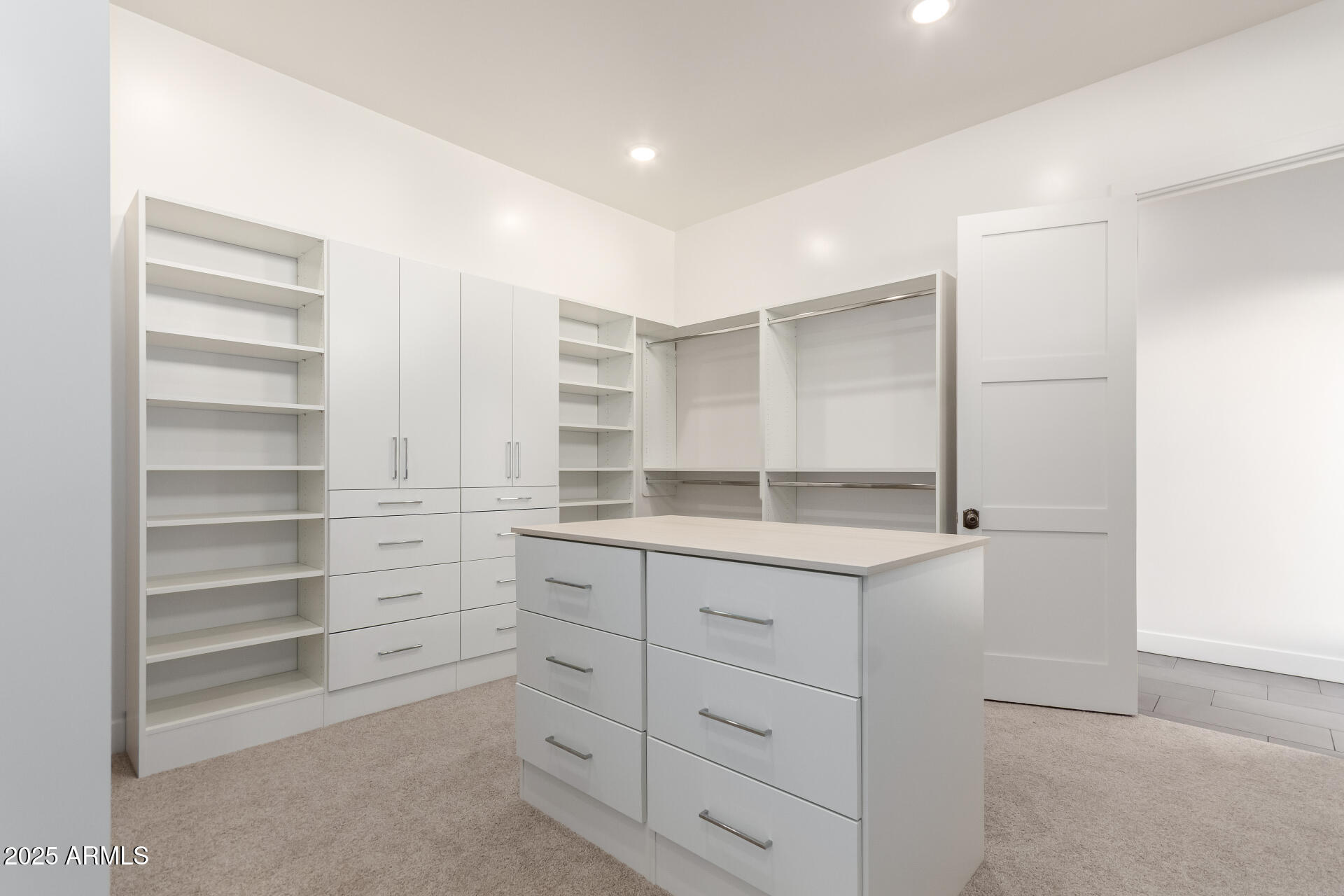 1633 E Minton Street