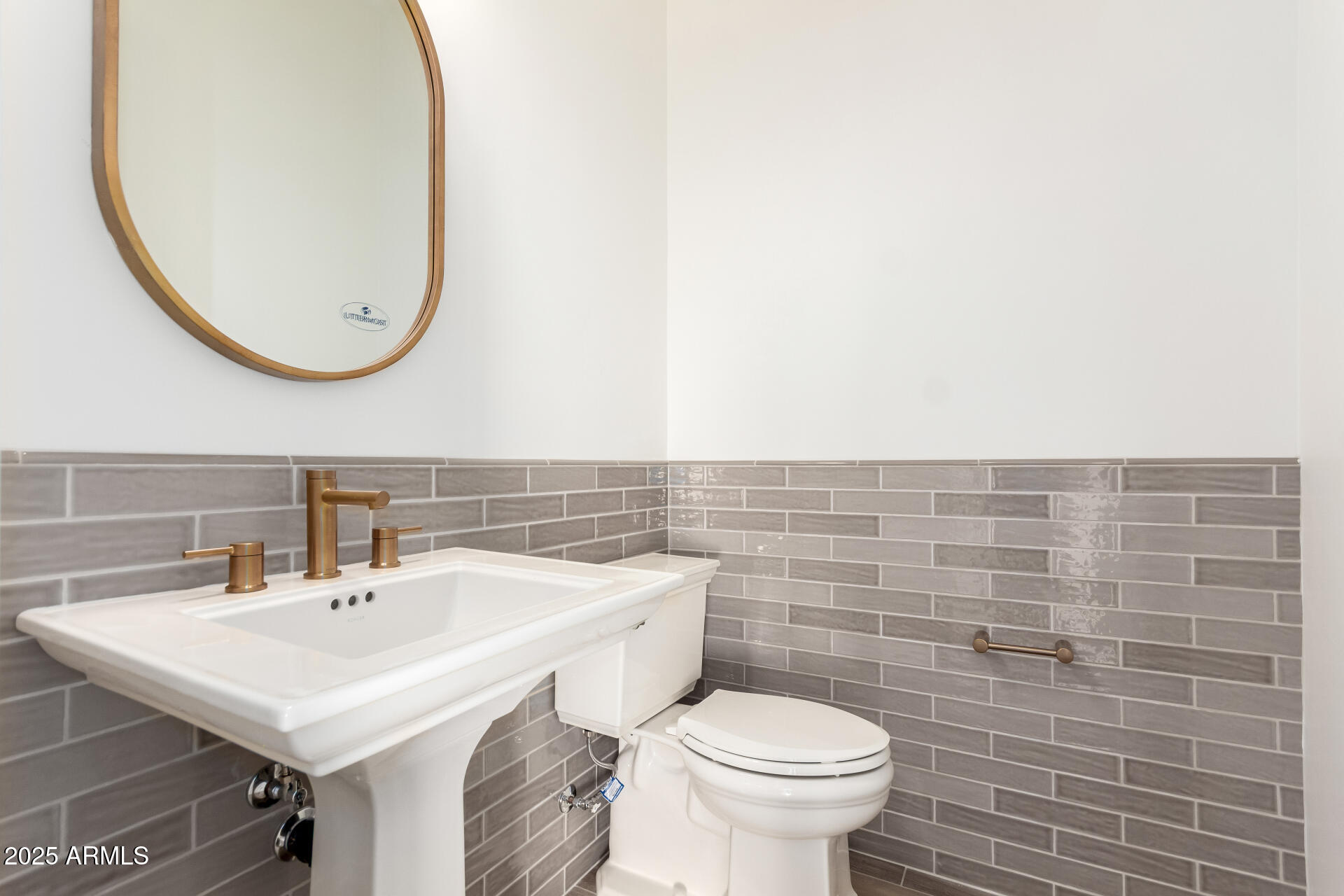 1633 E Minton Street