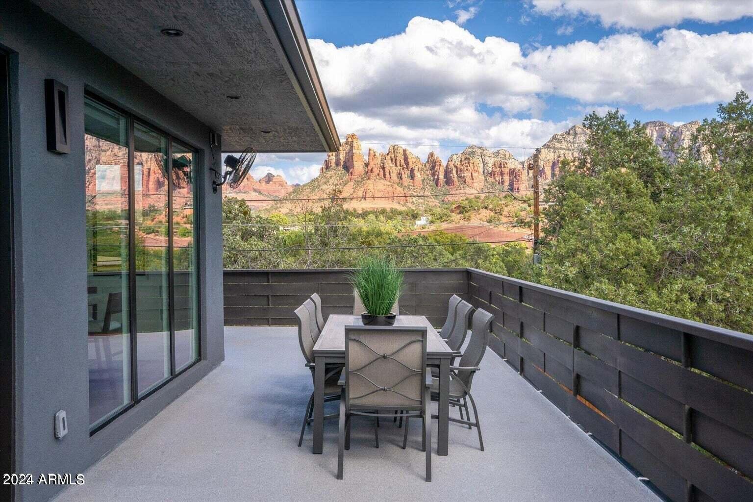 40 Roadrunner Lane