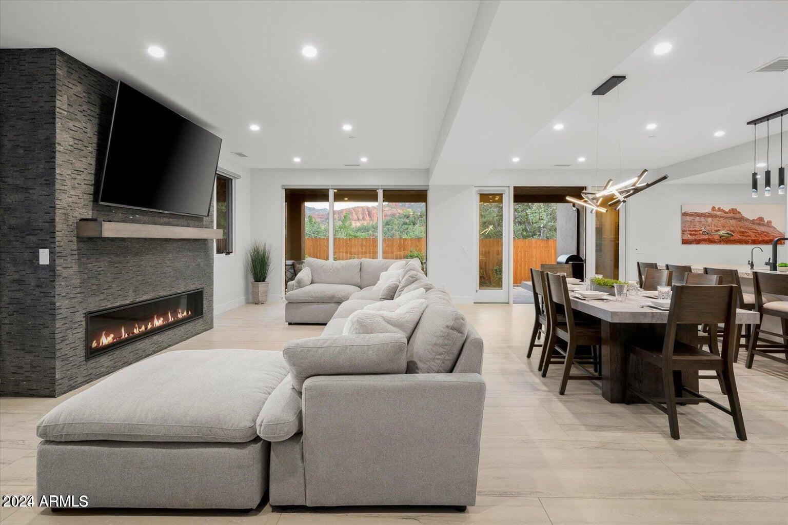 40 Roadrunner Lane
