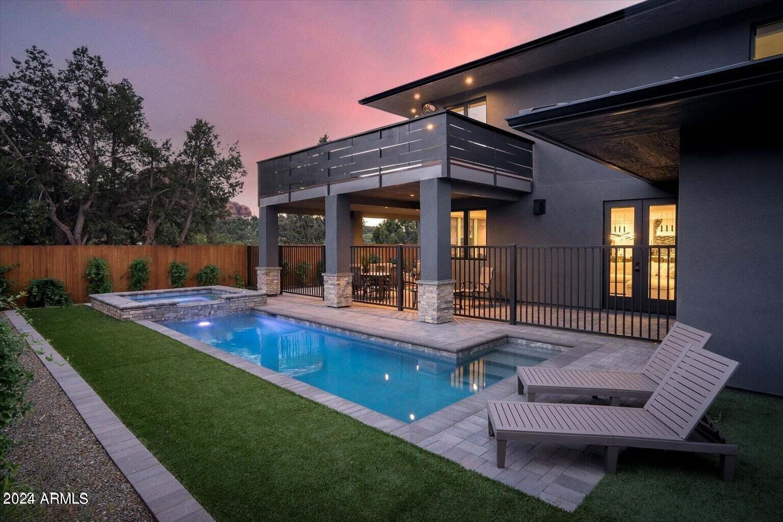 40 Roadrunner Lane