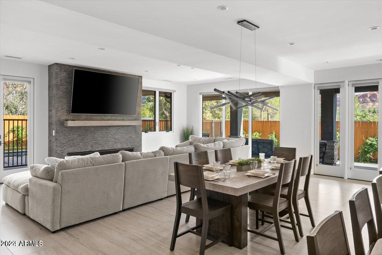 40 Roadrunner Lane