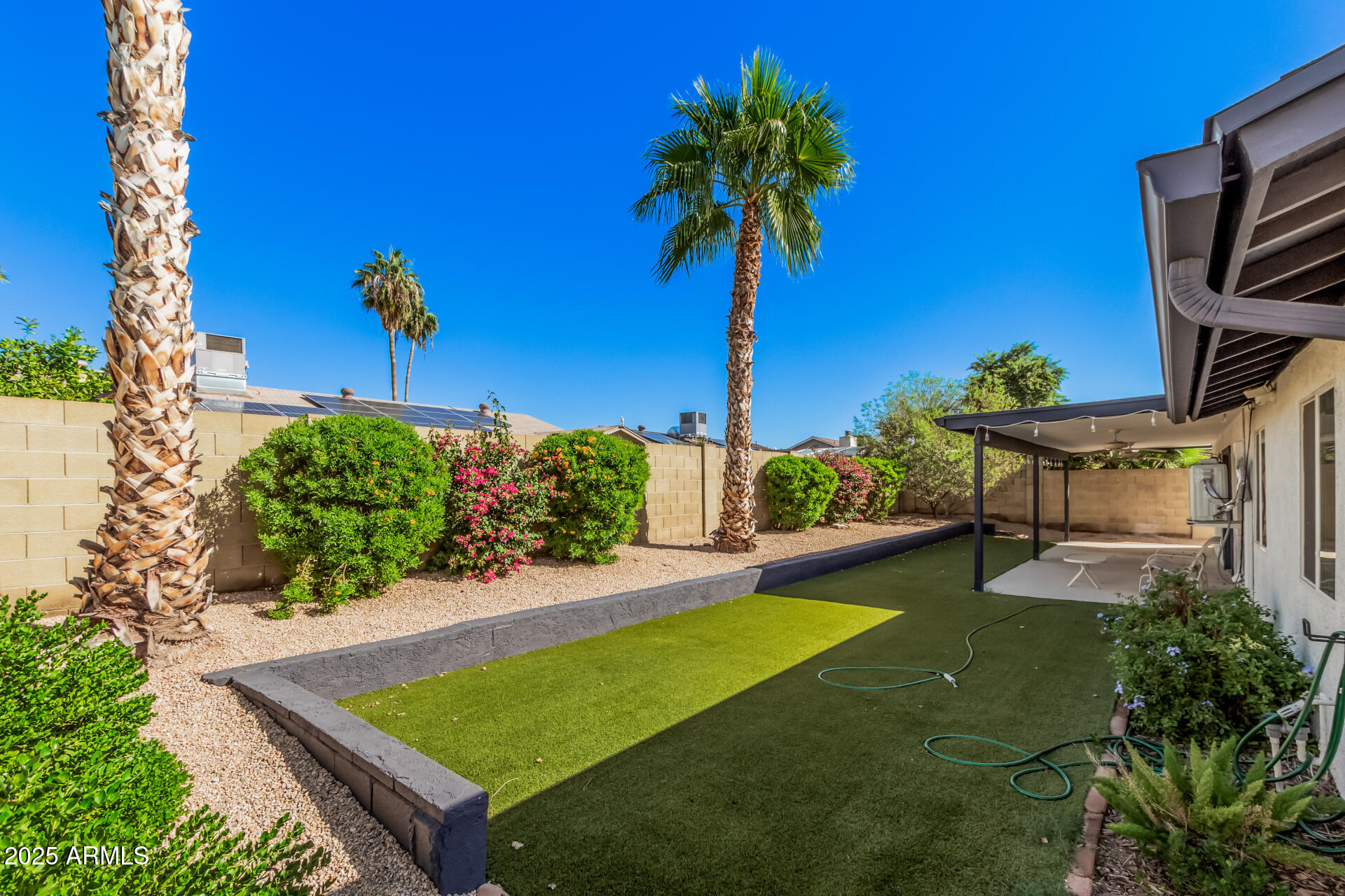 4950 W GROVERS Avenue, Glendale