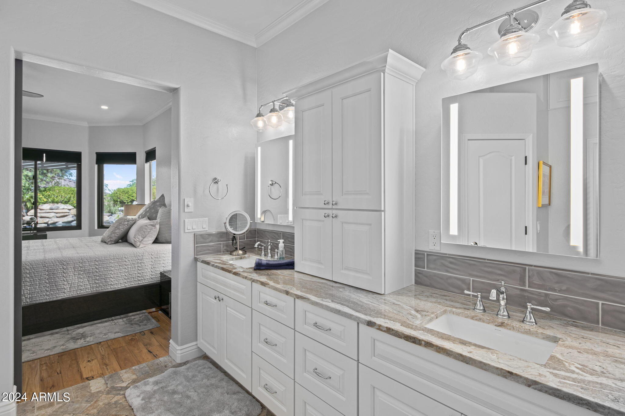 10912 E Butherus Drive