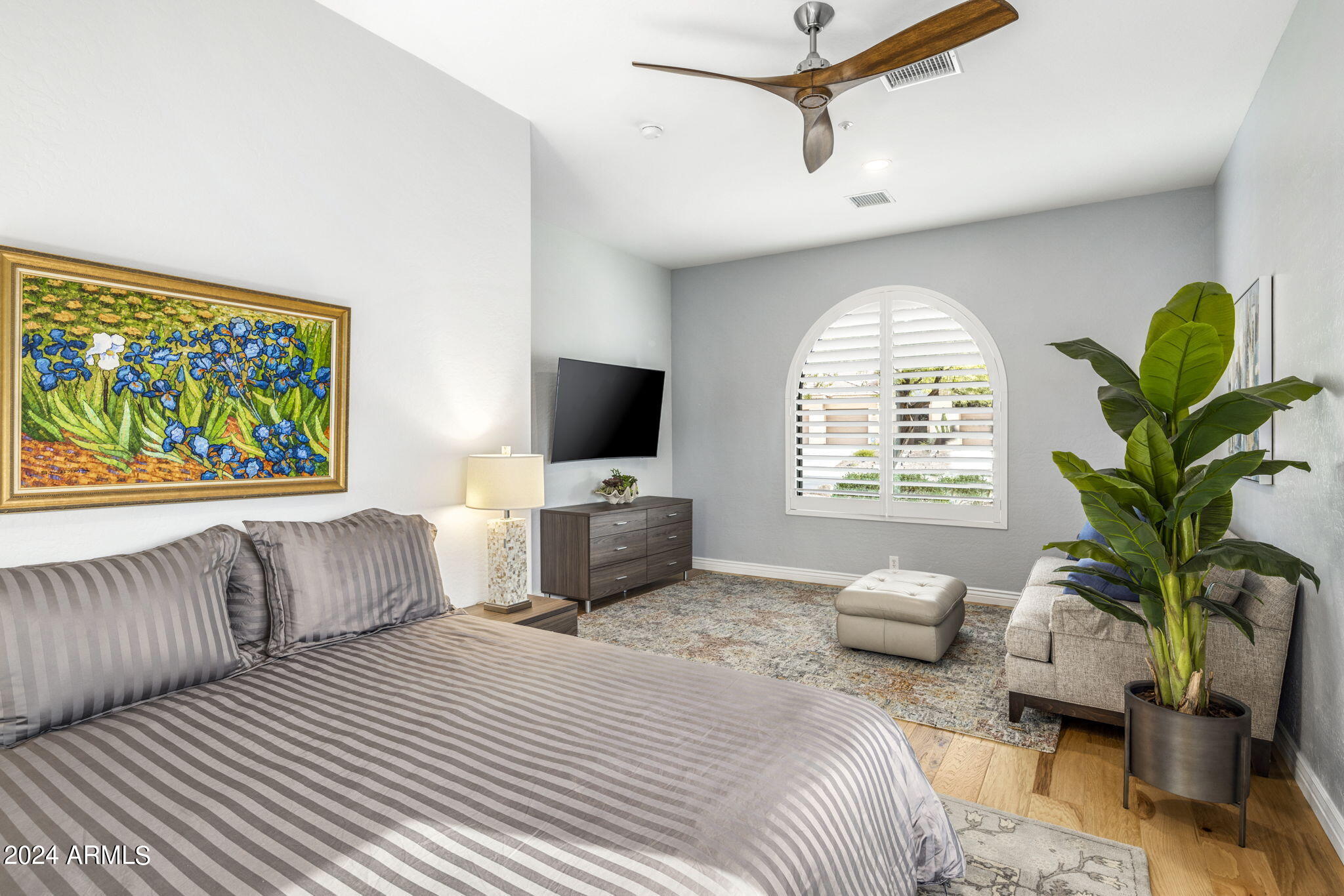 10912 E Butherus Drive