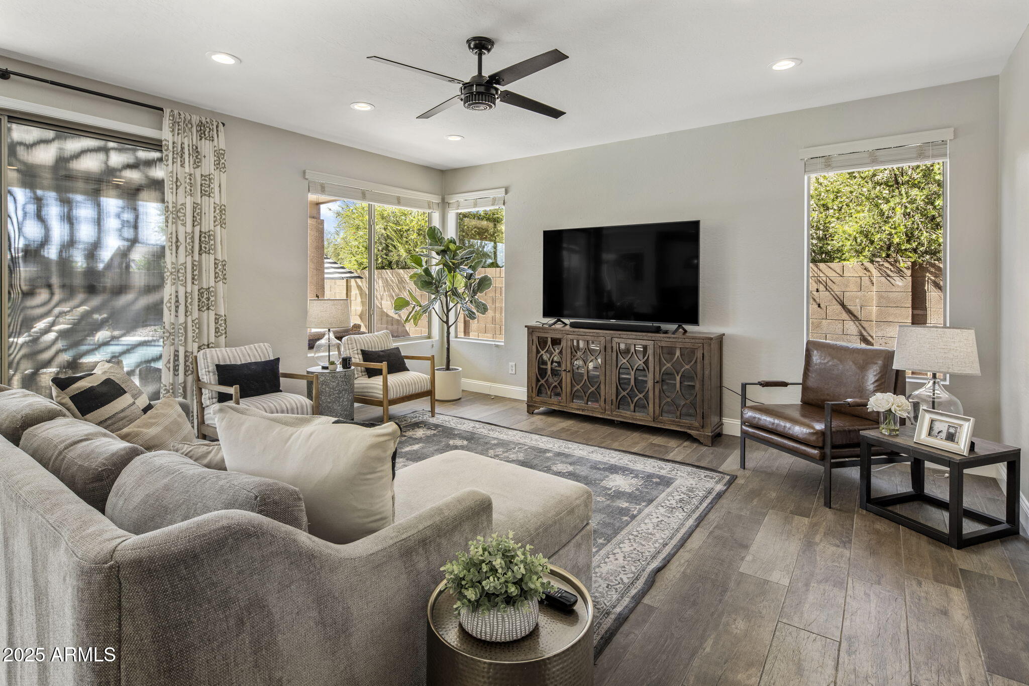 4715 E VIA MONTOYA Drive