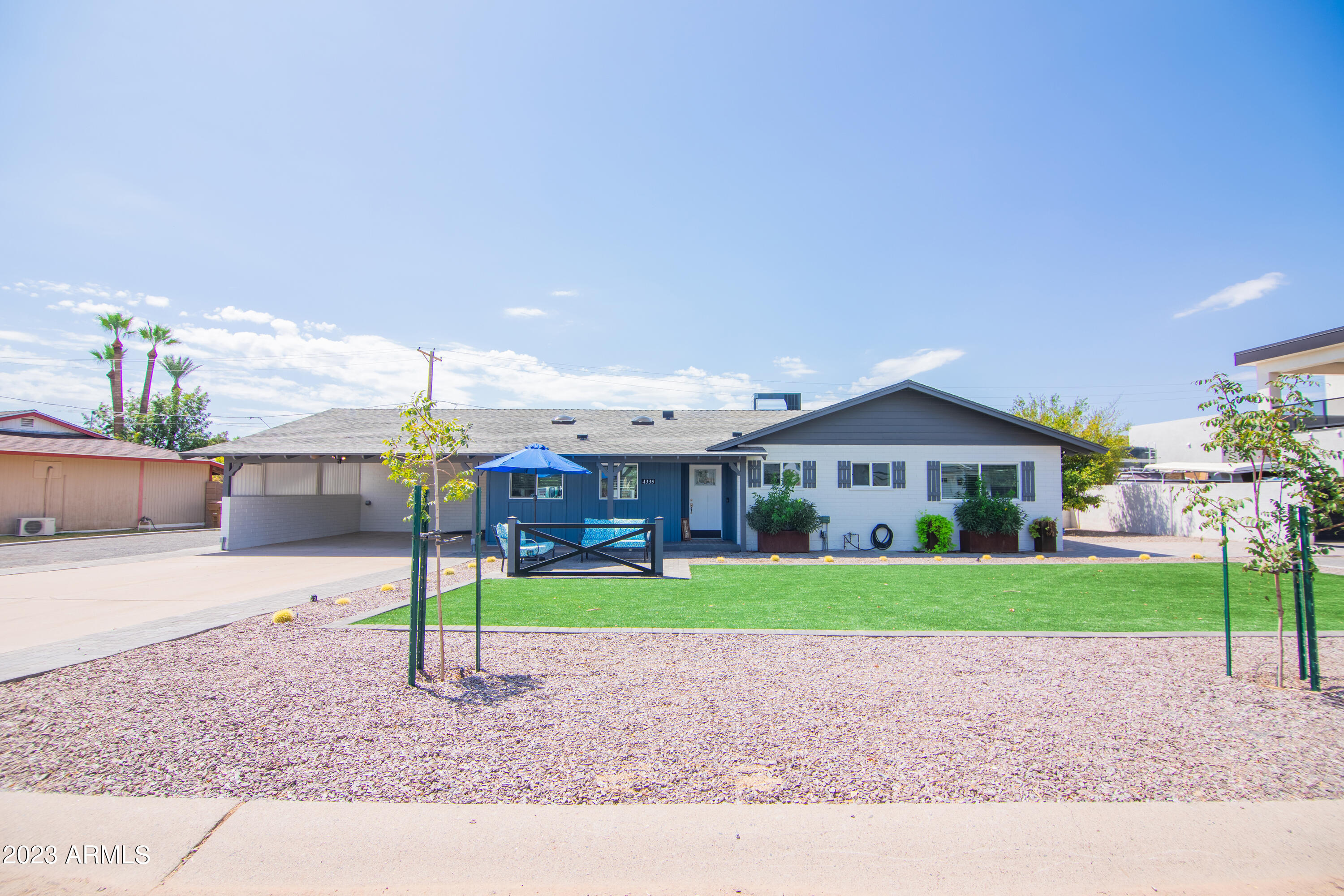 4335 E CLARENDON Avenue