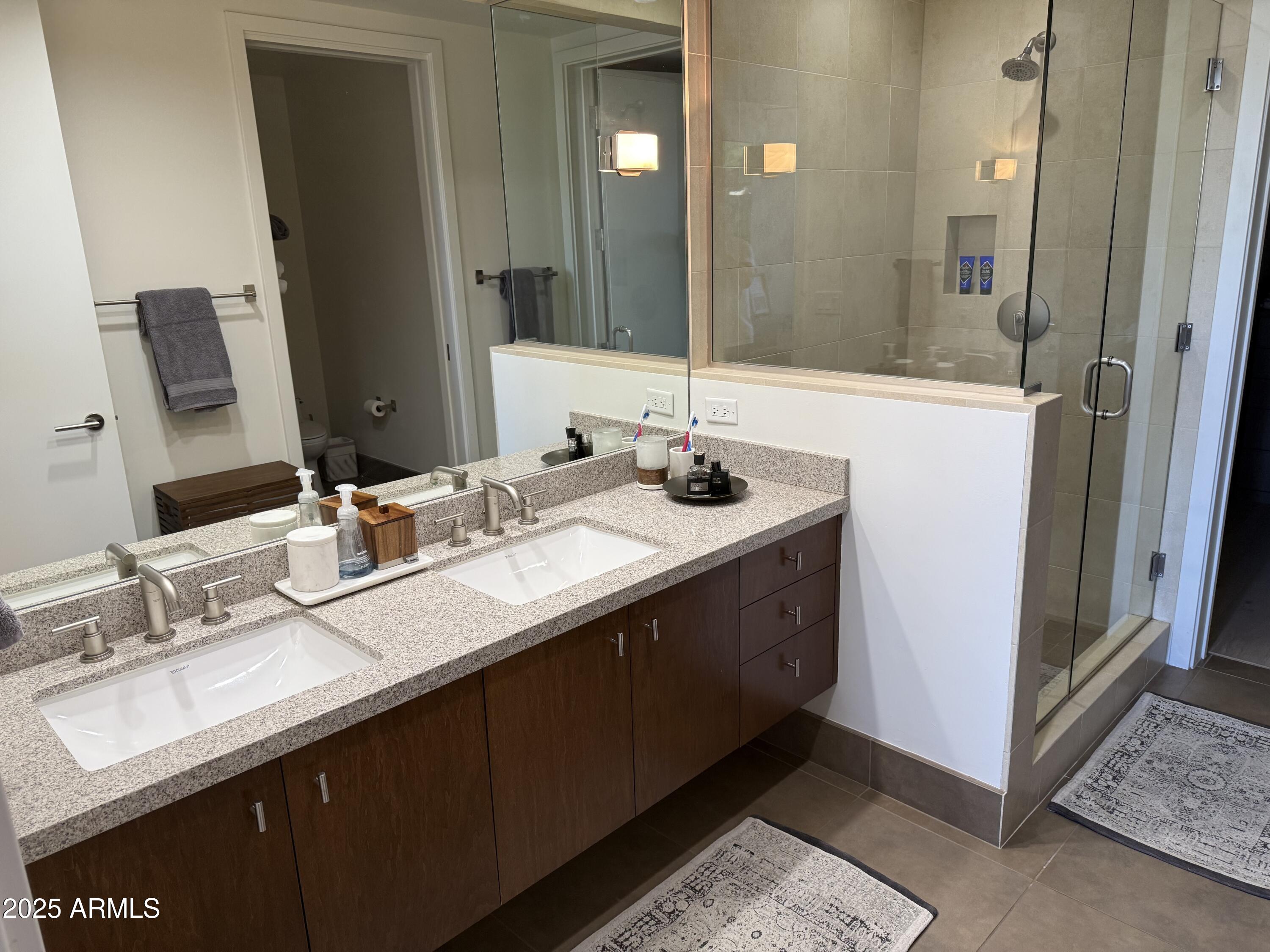 15215 N KIERLAND Boulevard, 103