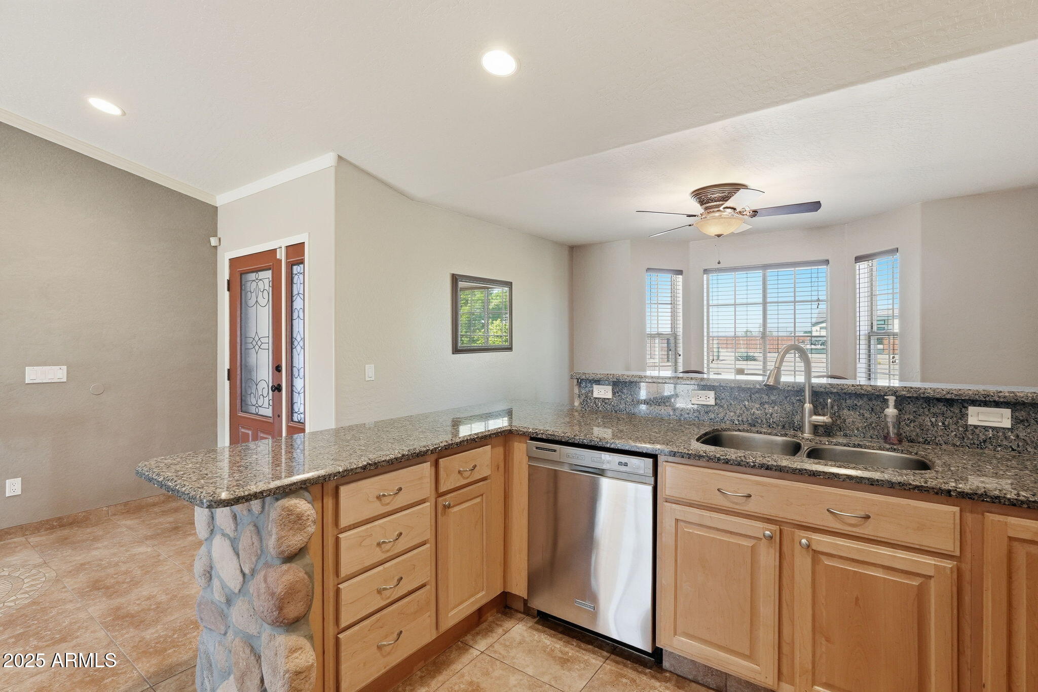 36925 W DURANGO Street