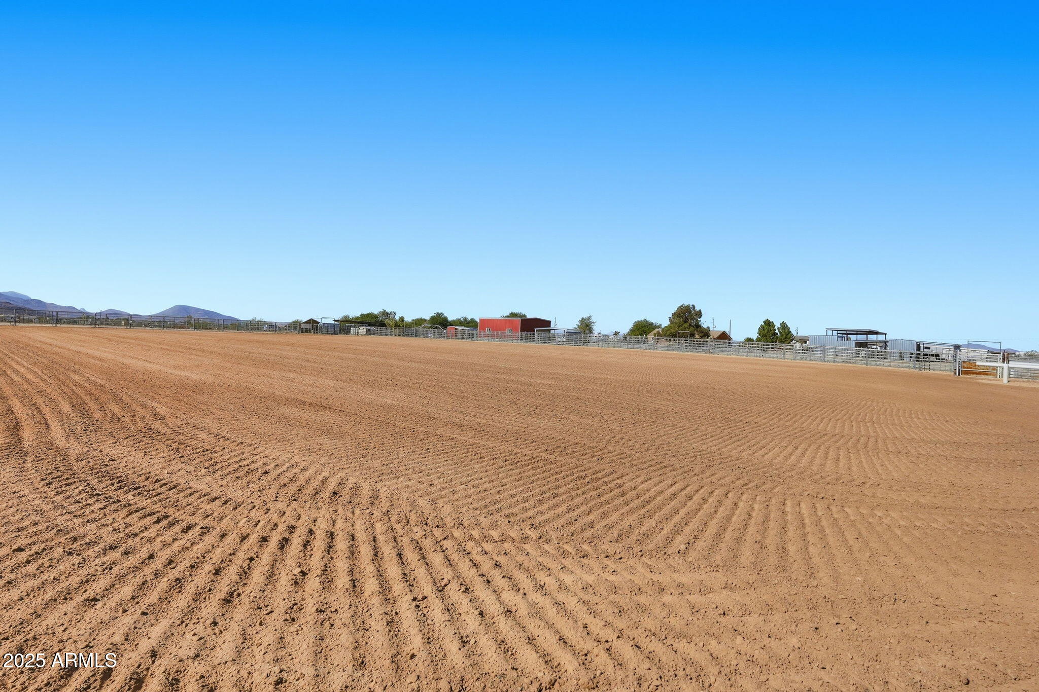 36925 W DURANGO Street