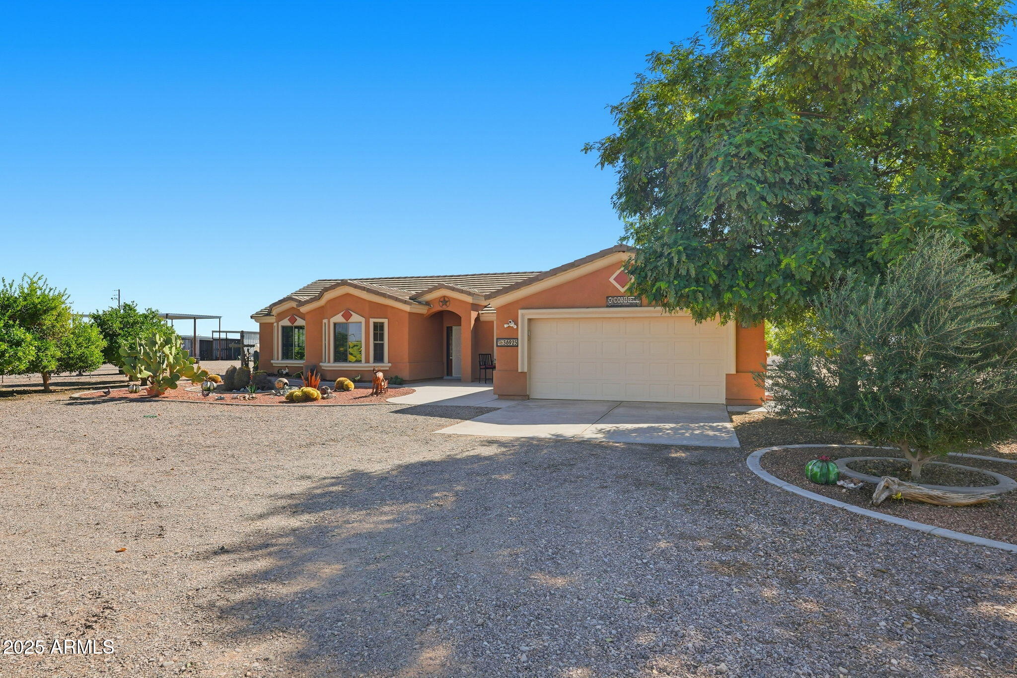 36925 W DURANGO Street