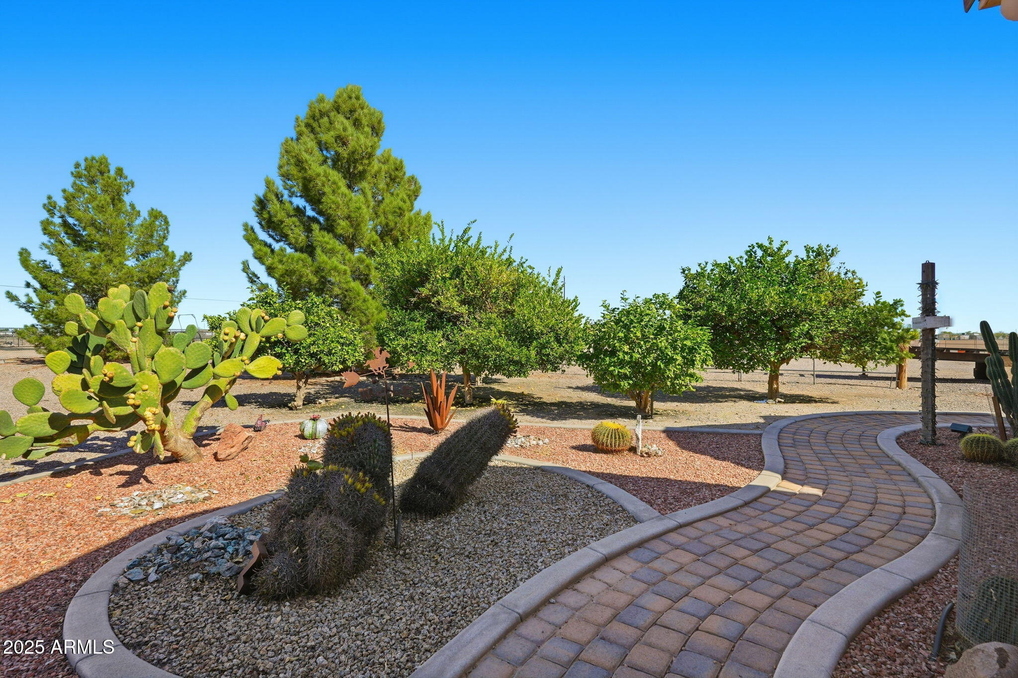 36925 W DURANGO Street