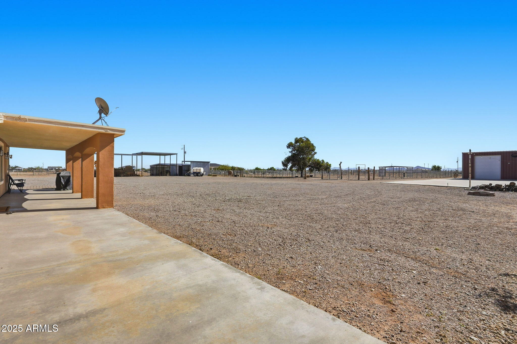 36925 W DURANGO Street