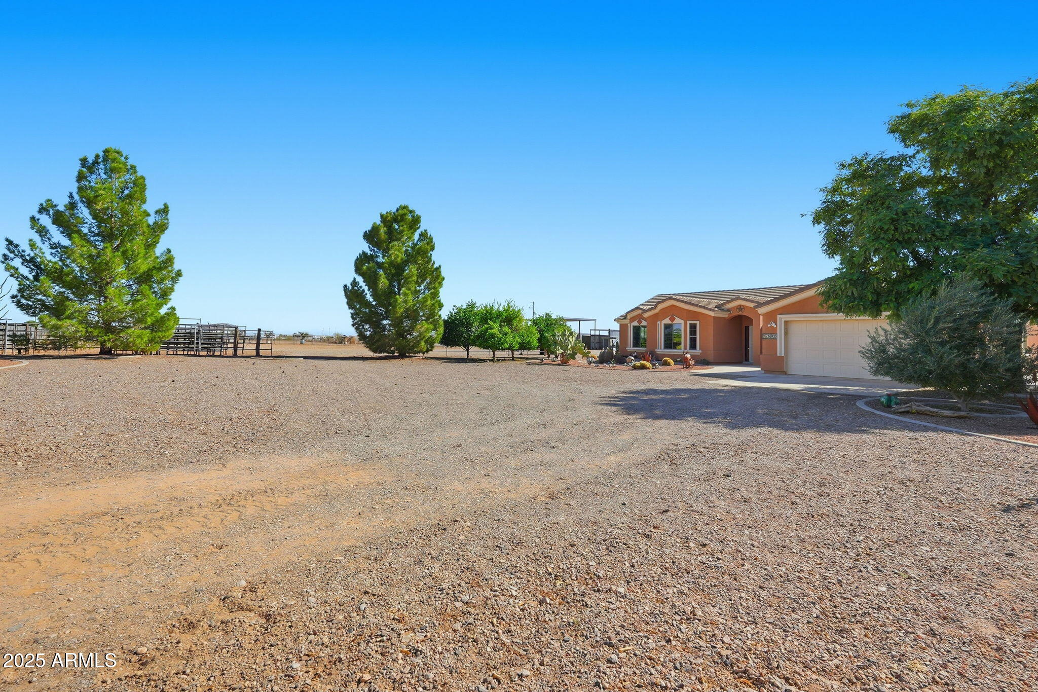 36925 W DURANGO Street