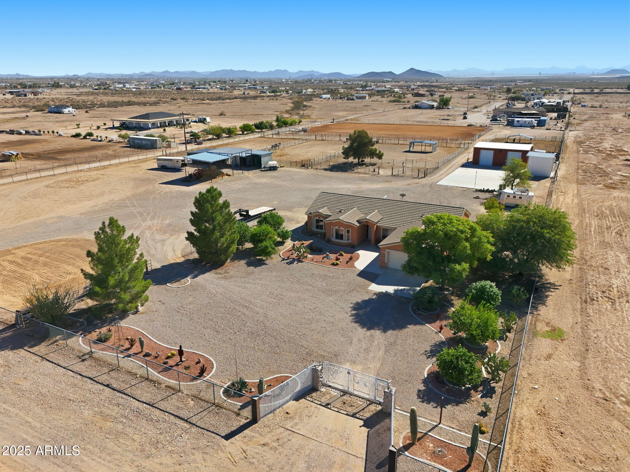 36925 W DURANGO Street