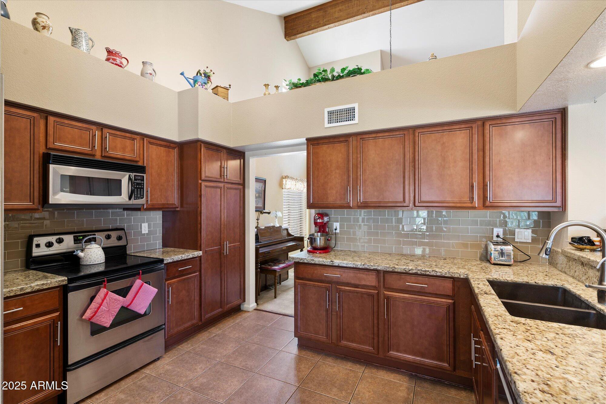 4002 N SAN GABRIEL Circle