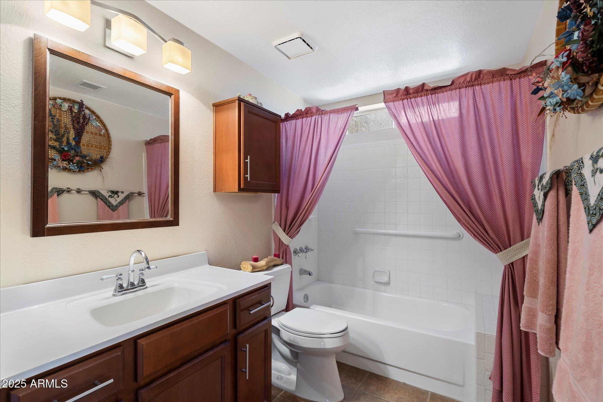 4002 N SAN GABRIEL Circle