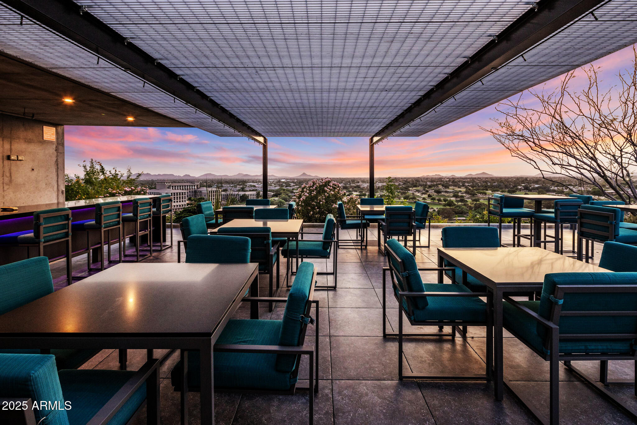 7120 E Kierland Boulevard, 620