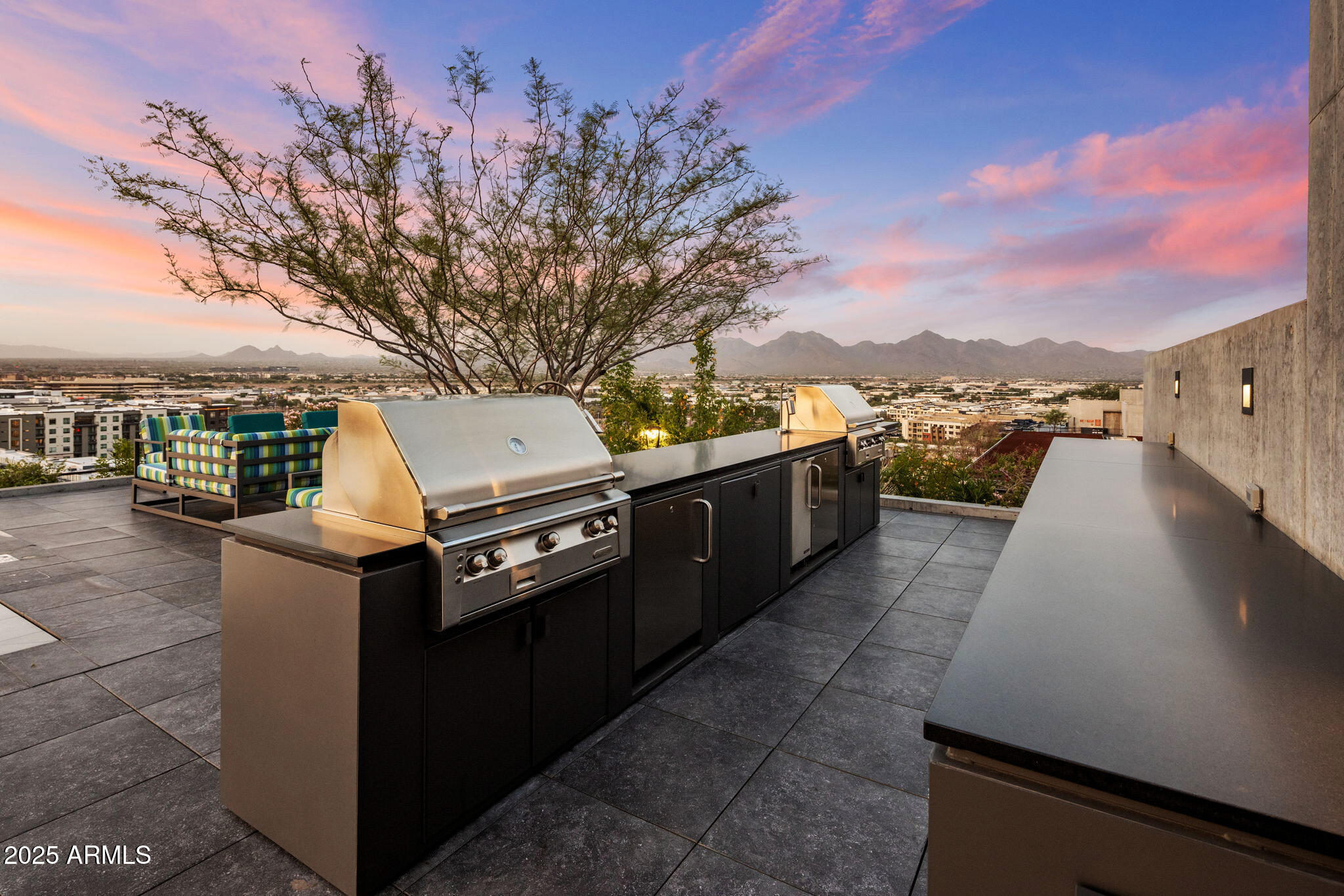 7120 E Kierland Boulevard, 620