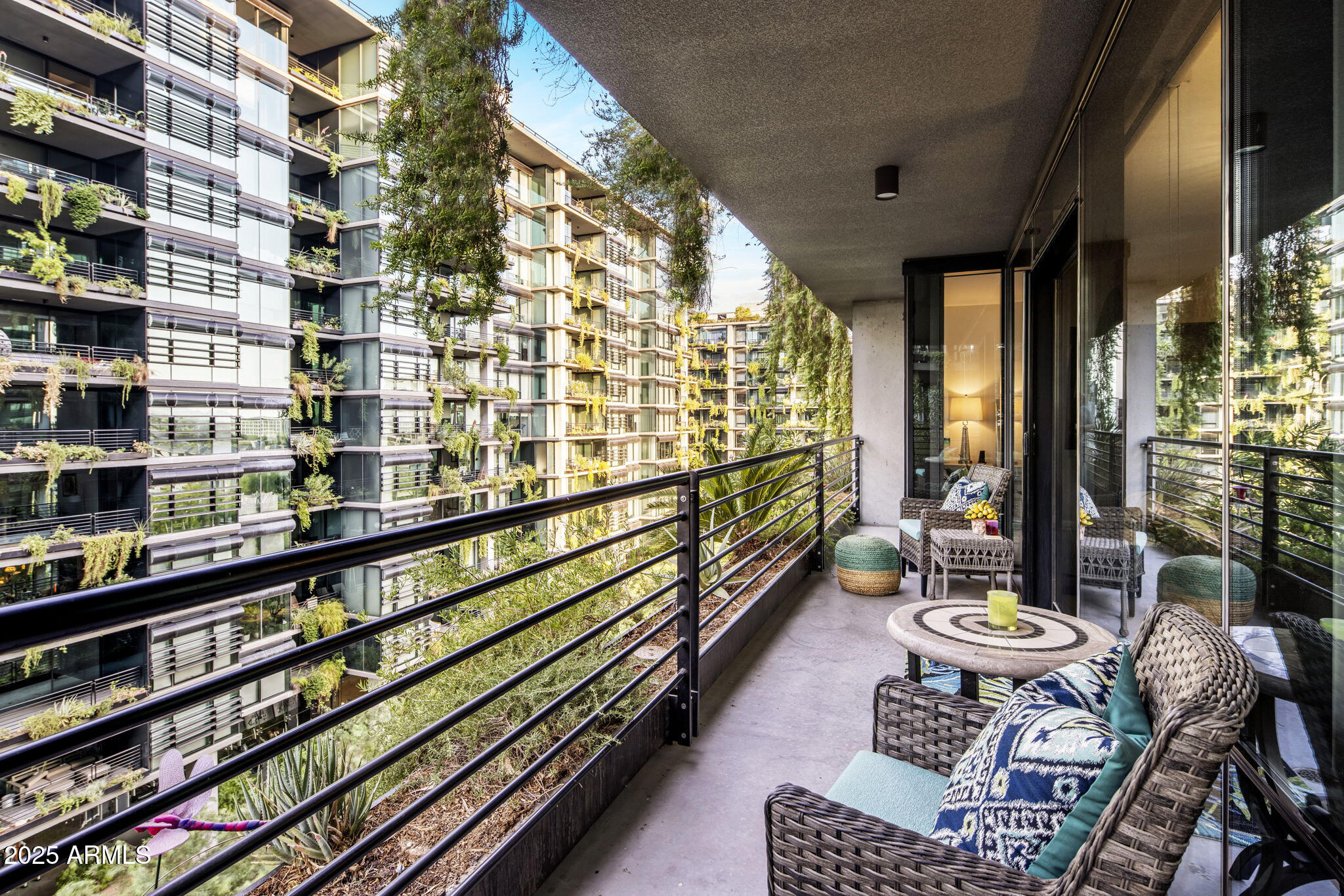 7120 E Kierland Boulevard, 620