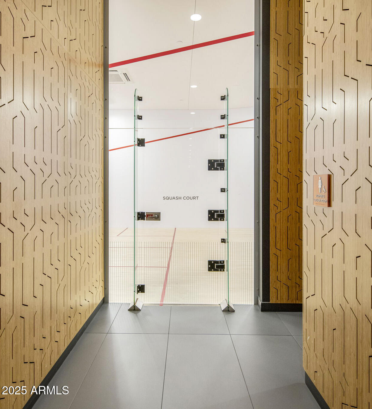 7120 E Kierland Boulevard, 620