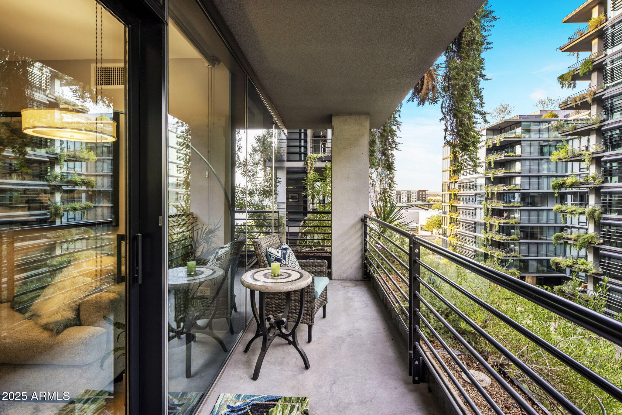 7120 E Kierland Boulevard, 620