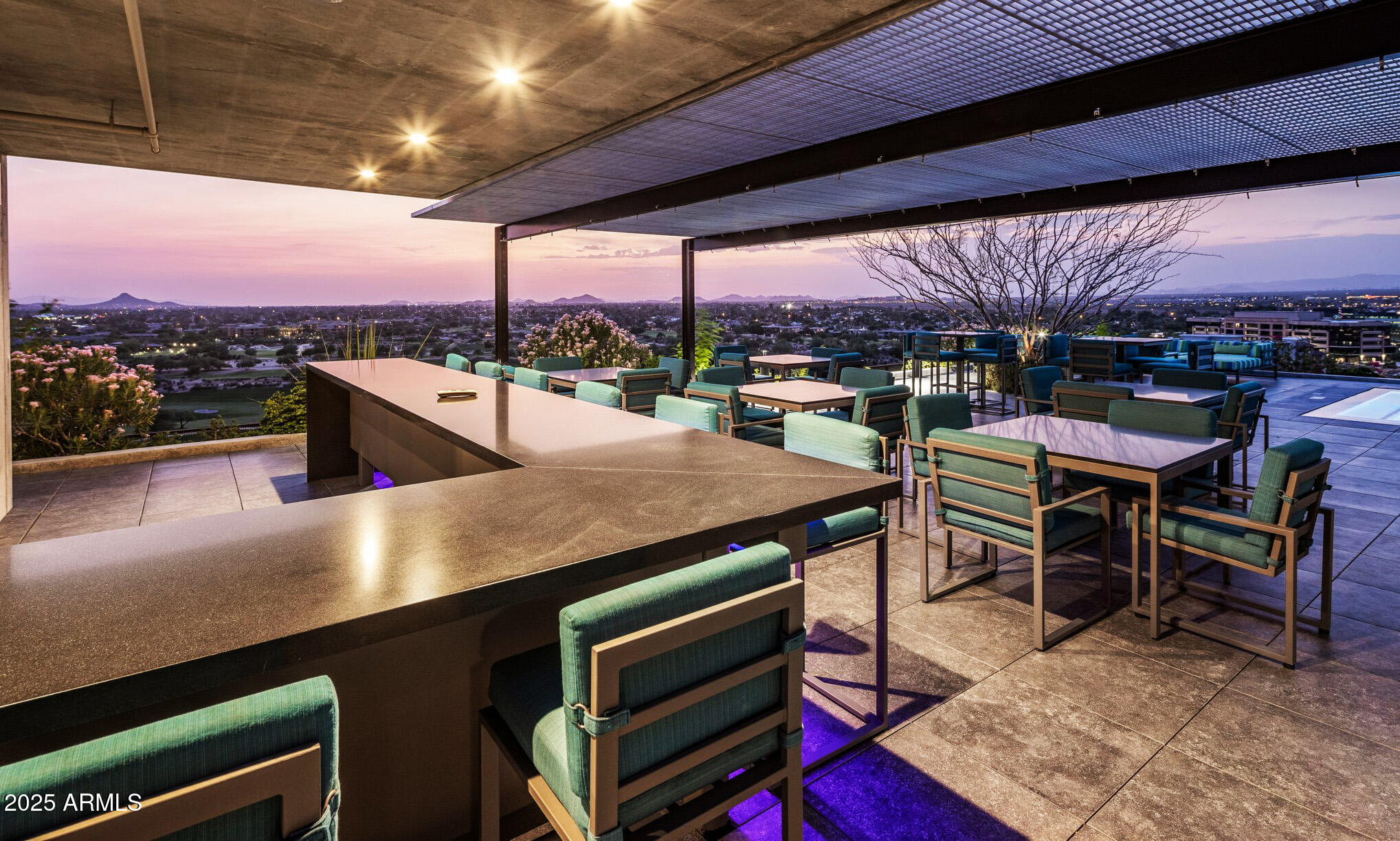 7120 E Kierland Boulevard, 620