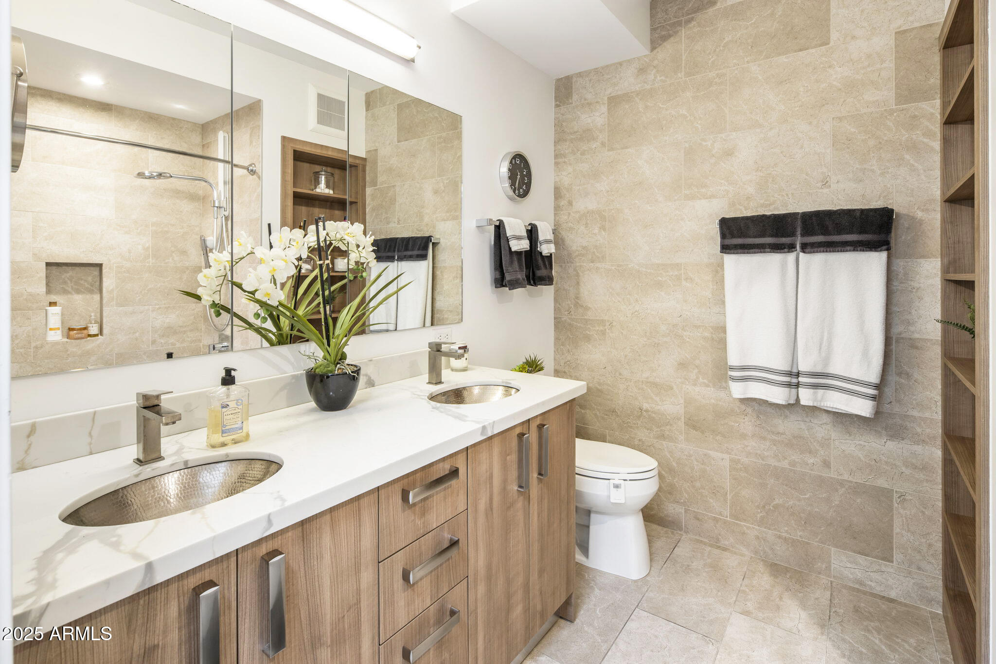 7120 E Kierland Boulevard, 620