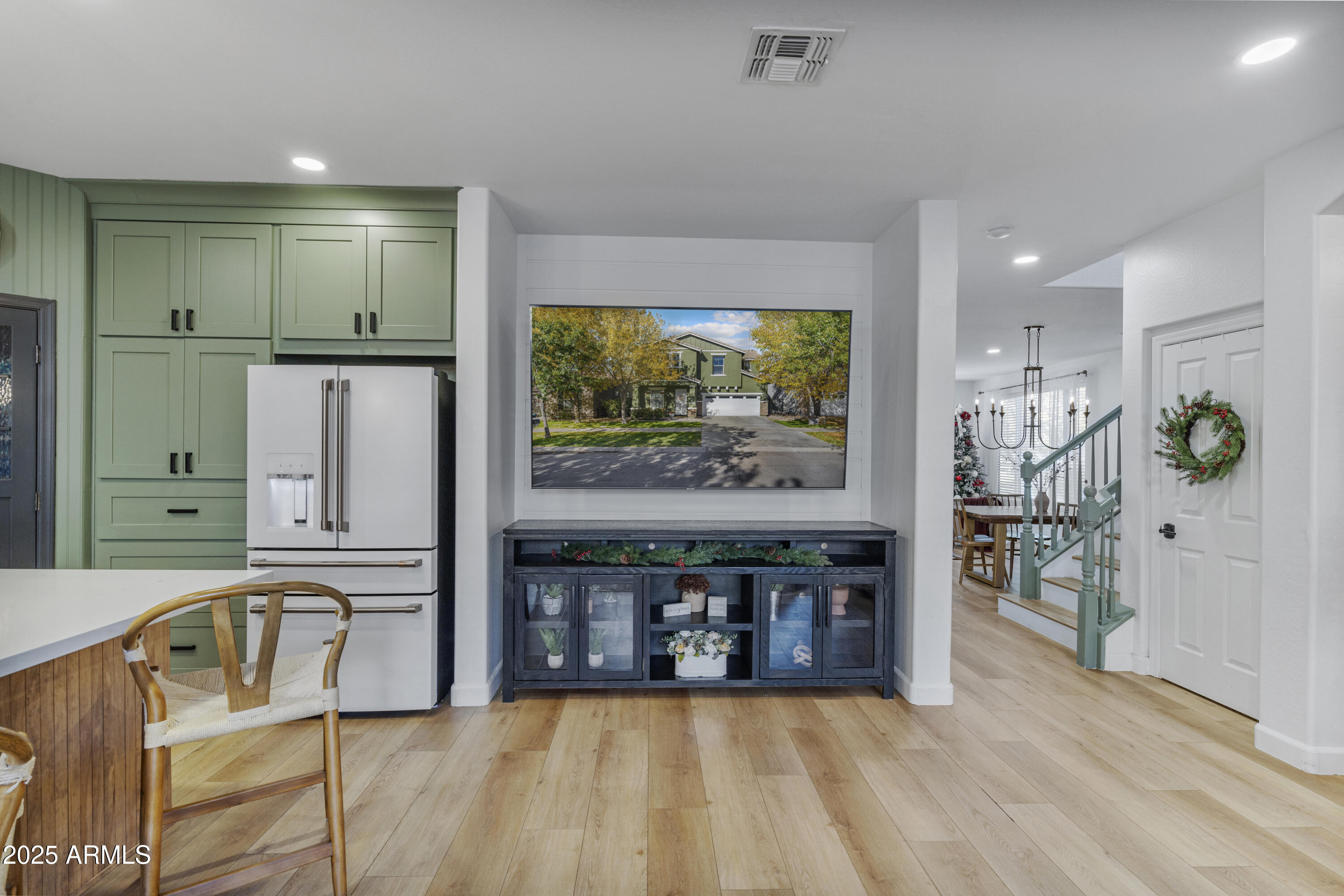 3350 E MORRISON RANCH Parkway