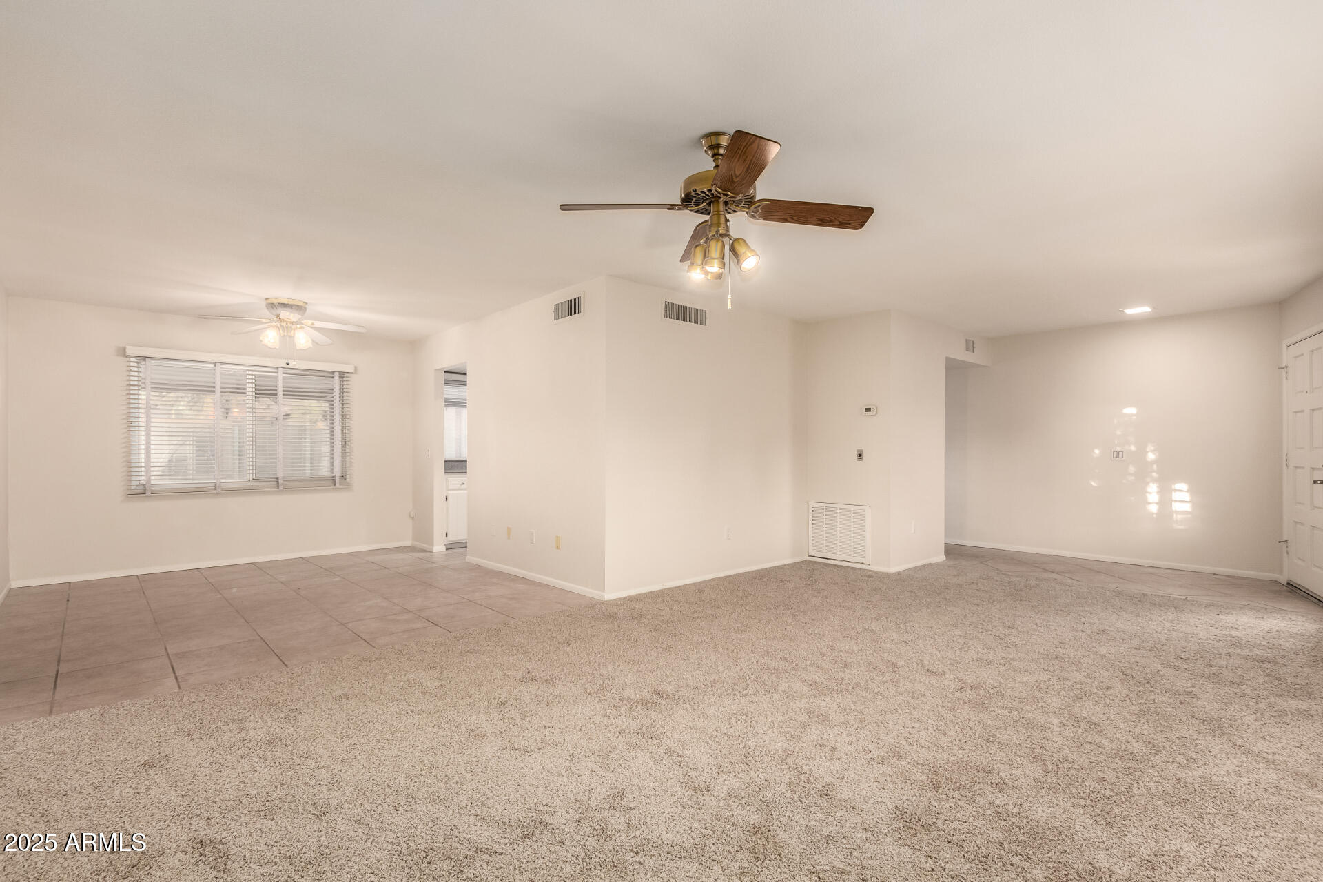 1832 E COLGATE Drive