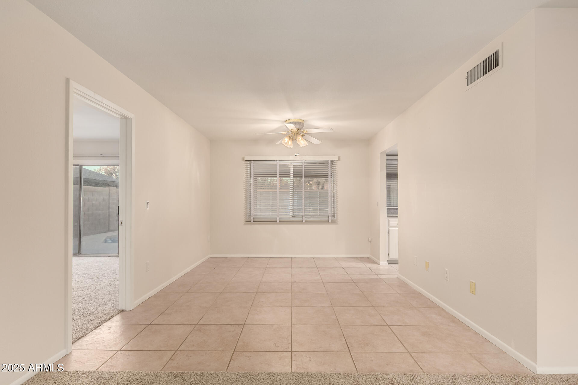 1832 E COLGATE Drive