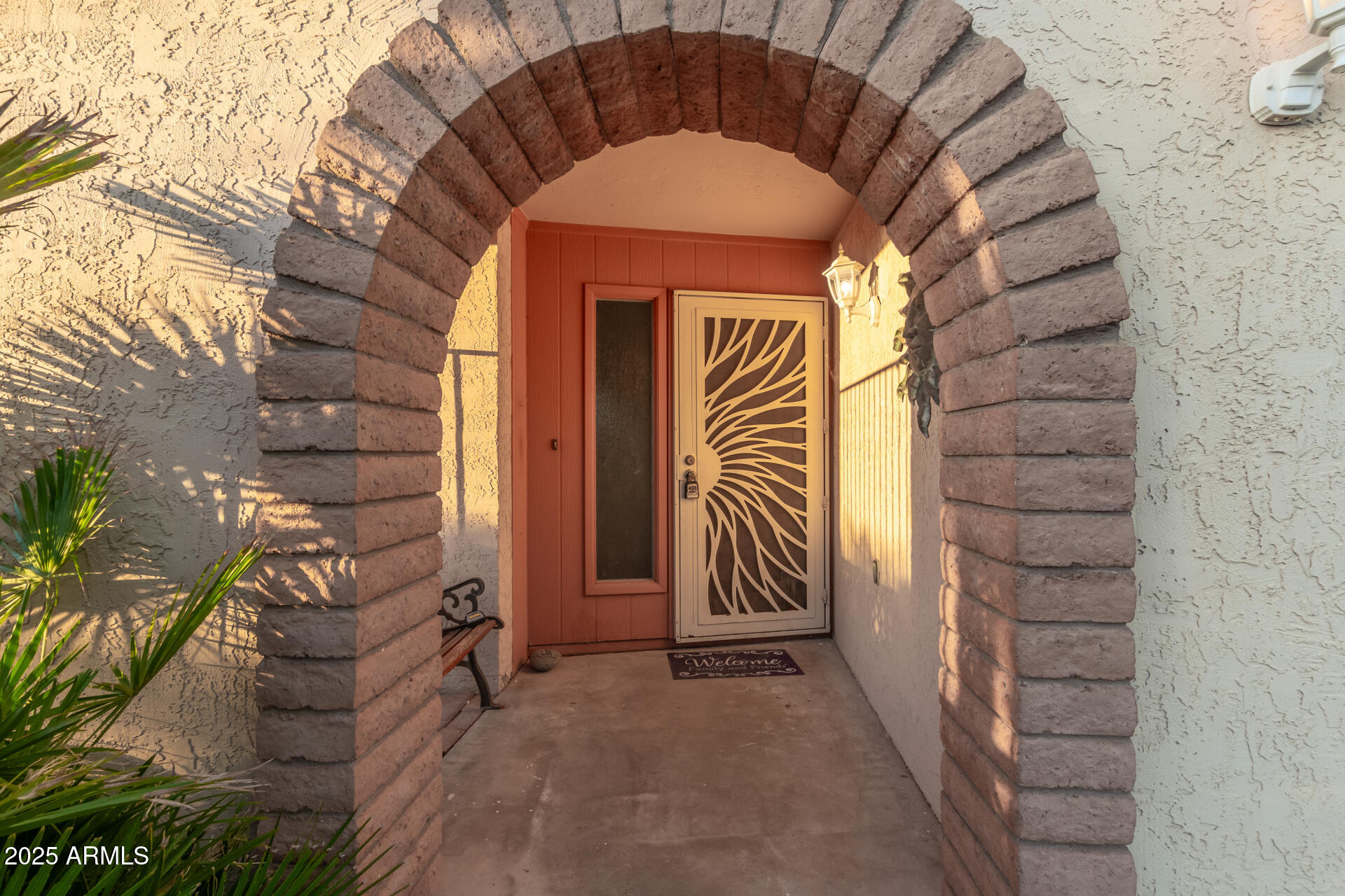 1832 E COLGATE Drive