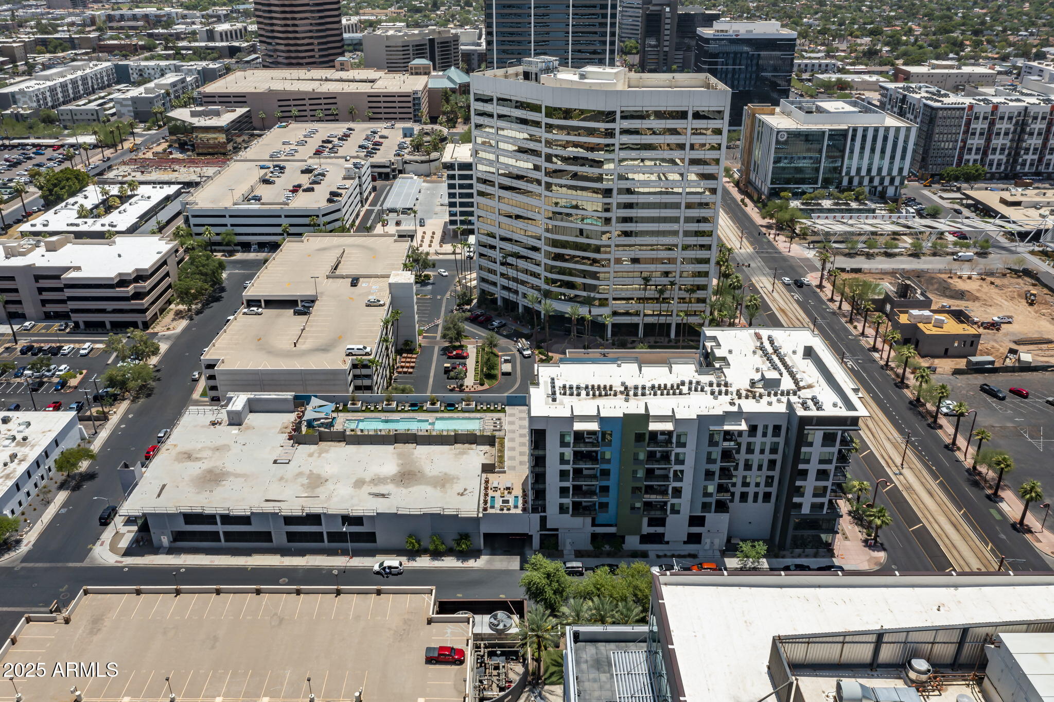 3131 N CENTRAL Avenue, 3002