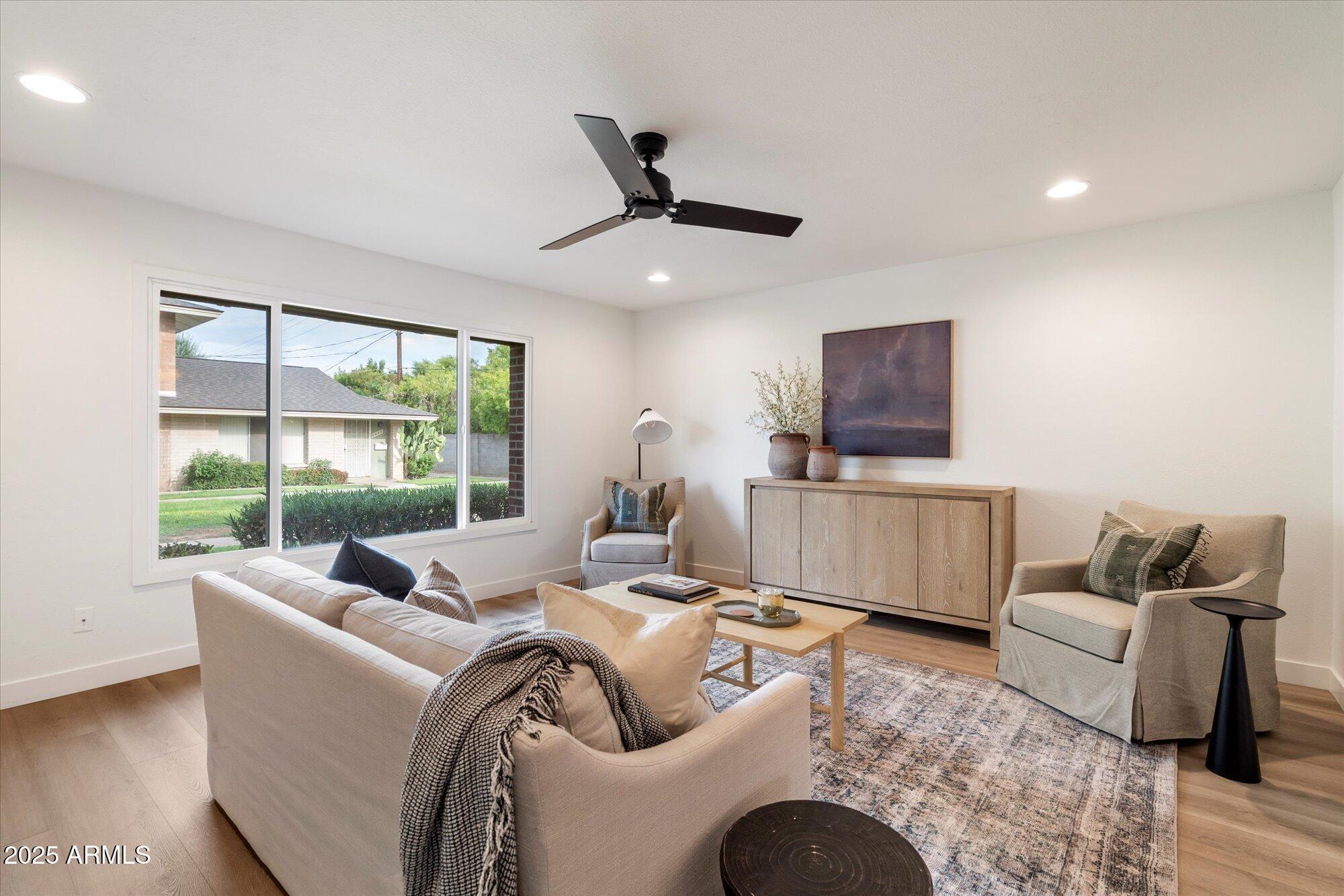 8447 E MONTEBELLO Avenue