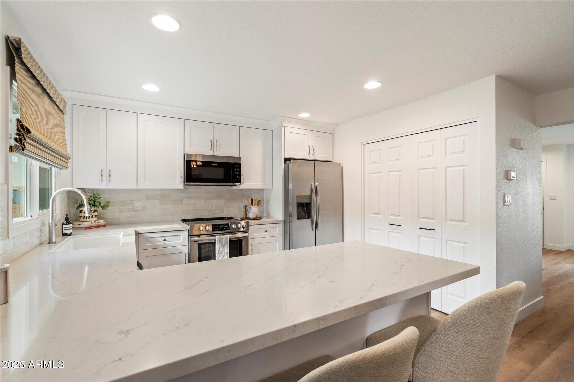 8447 E MONTEBELLO Avenue