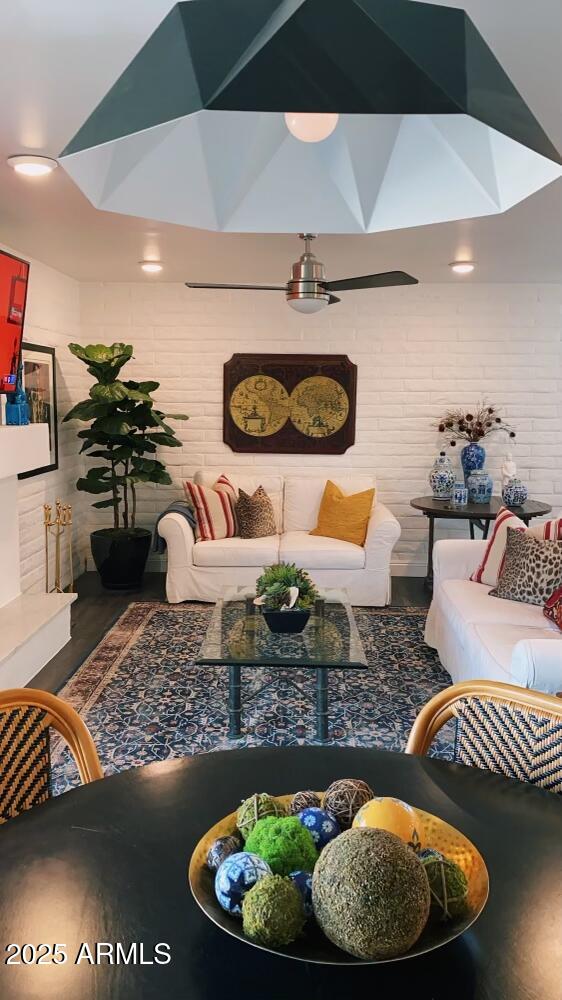 7401 E NORTHLAND Drive, 2