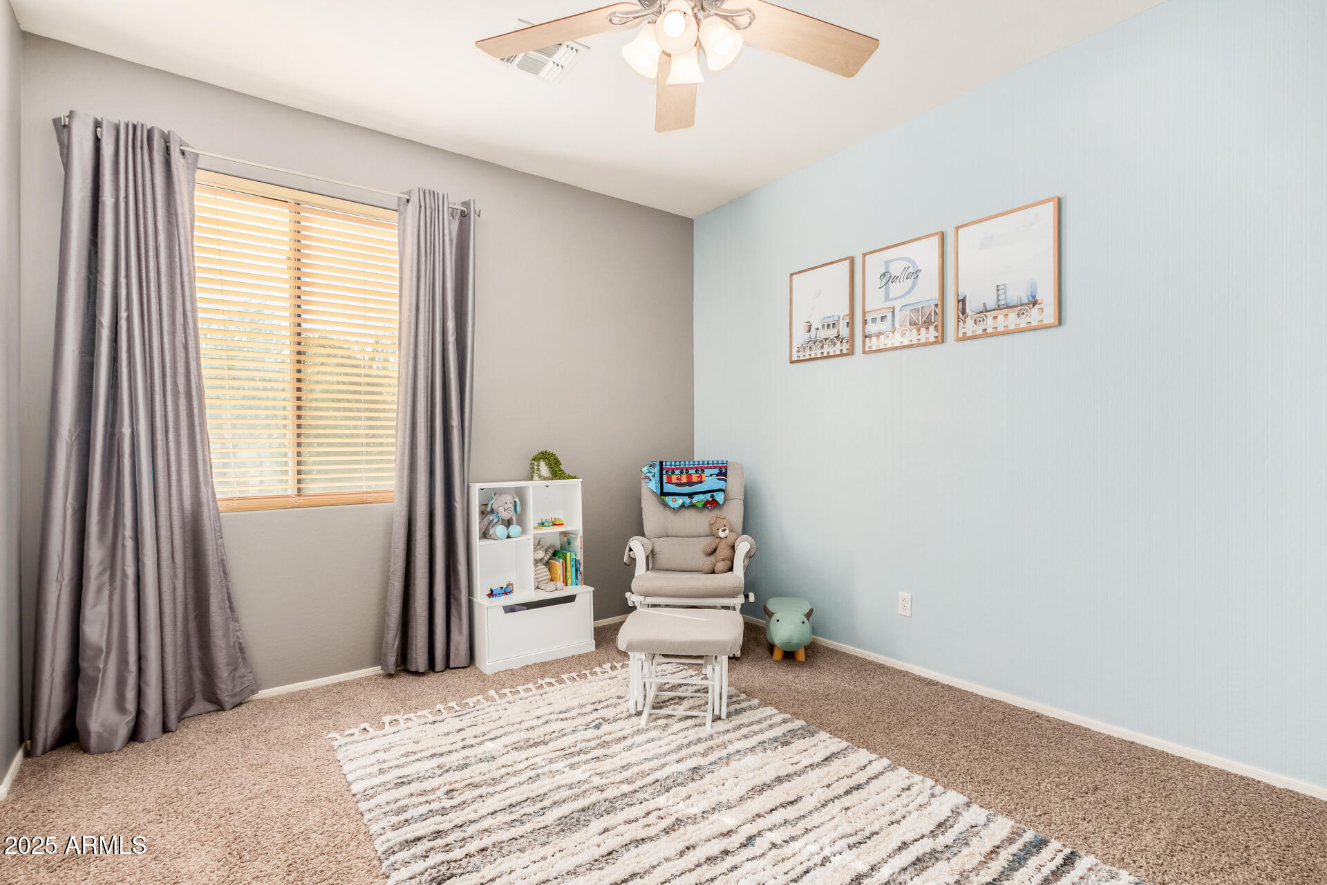 131 W ROADRUNNER Drive