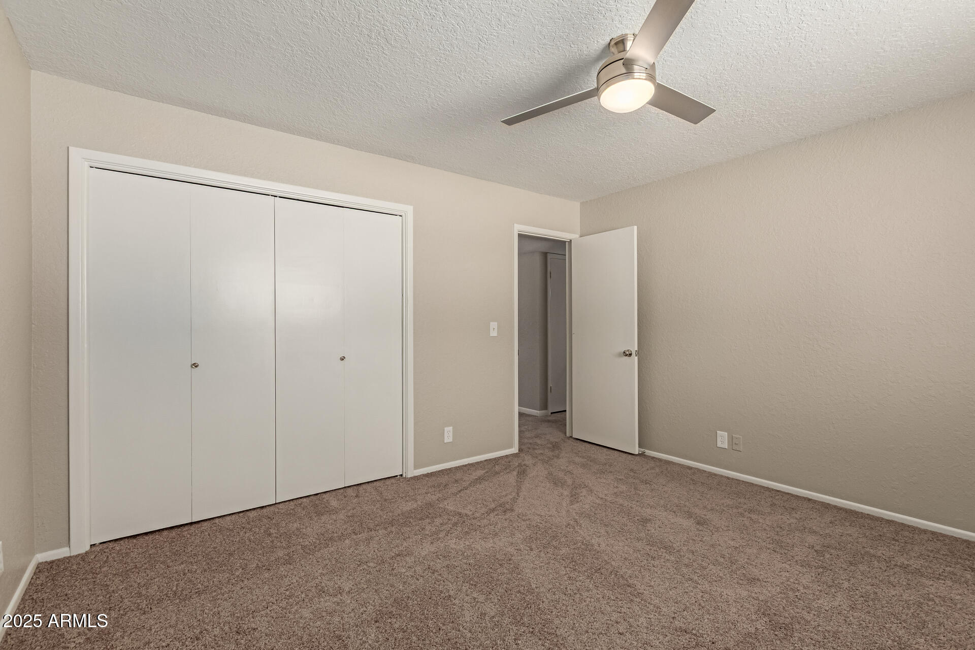 2322 E EVERGREEN Street