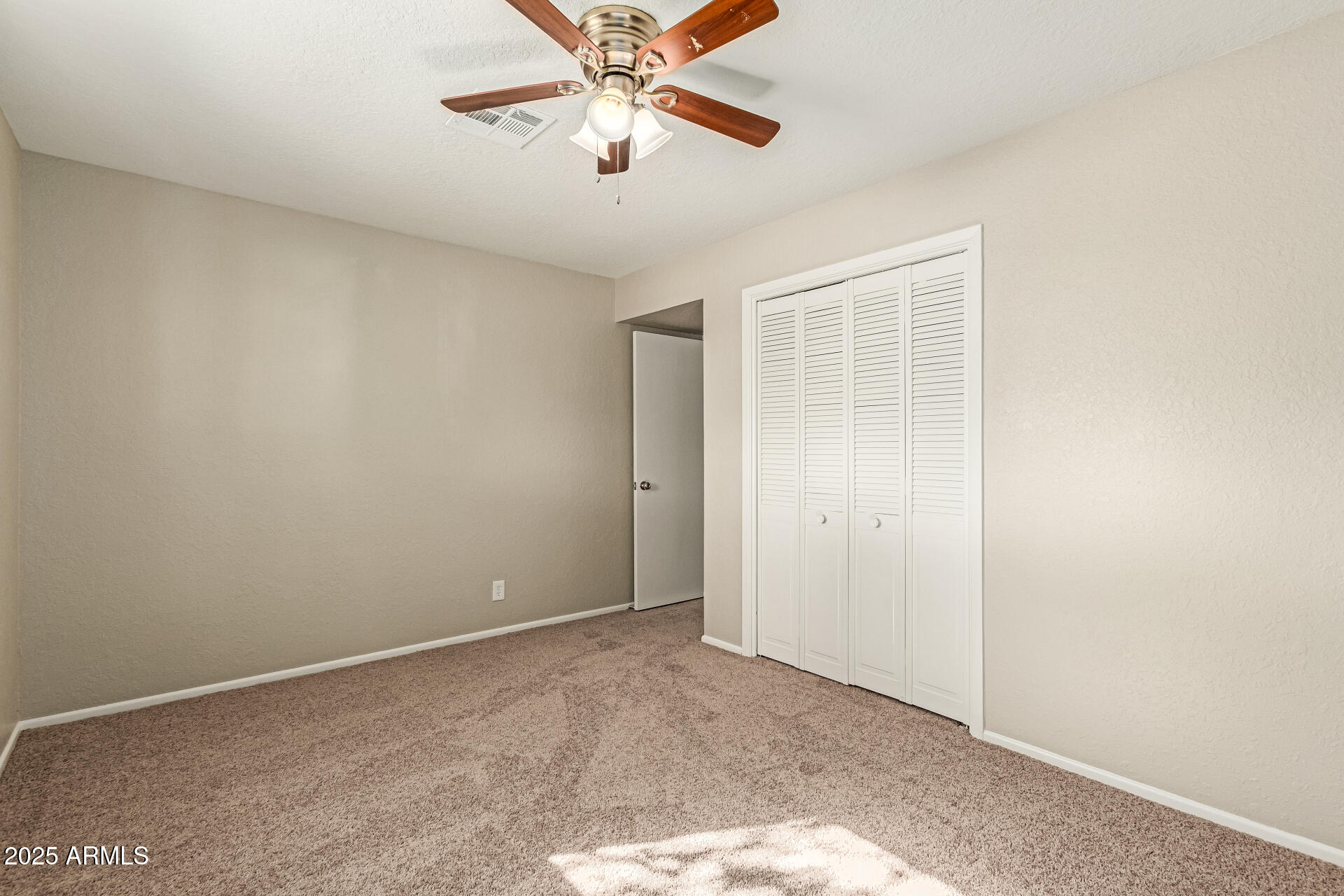 2322 E EVERGREEN Street