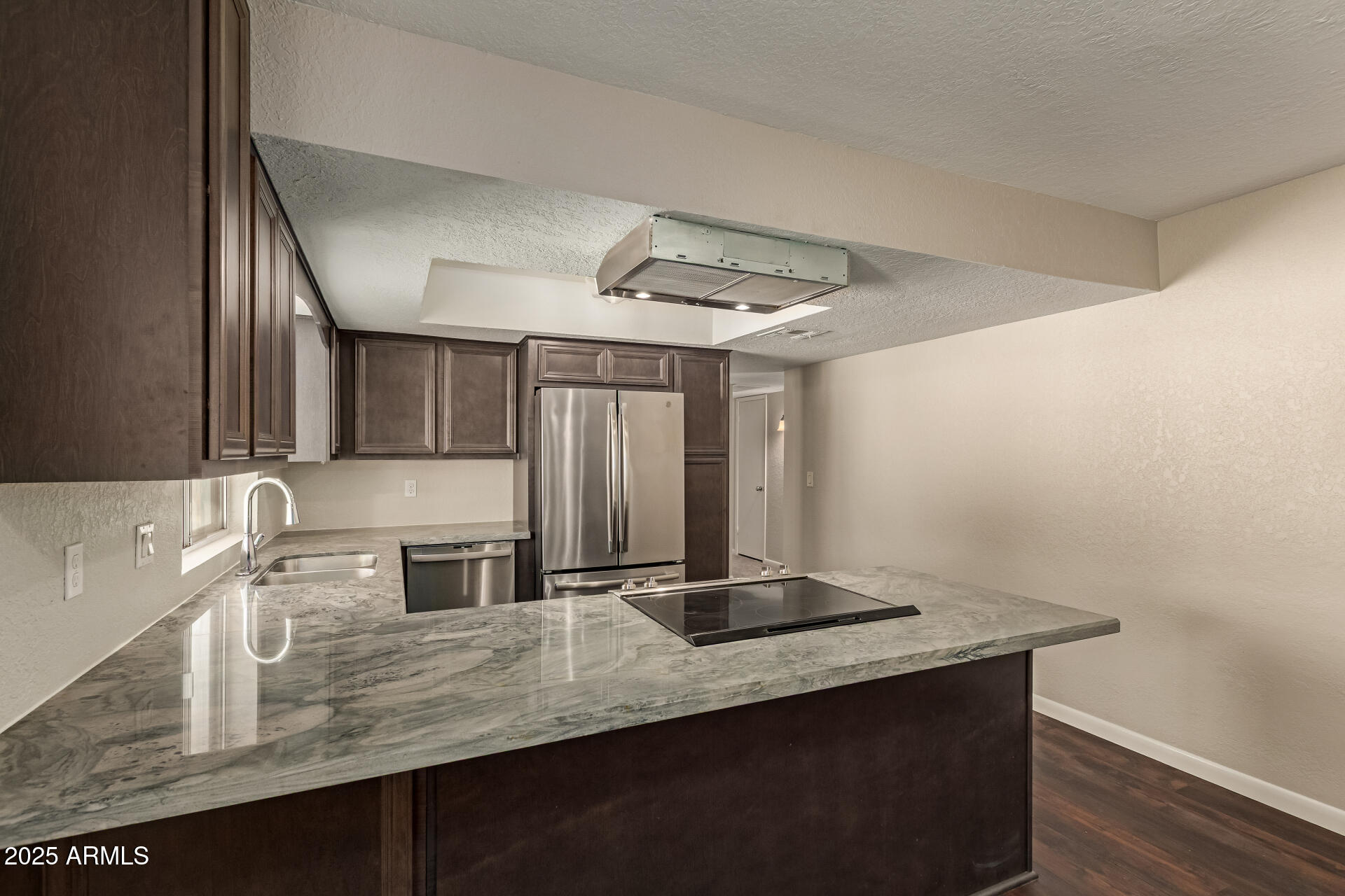 2322 E EVERGREEN Street