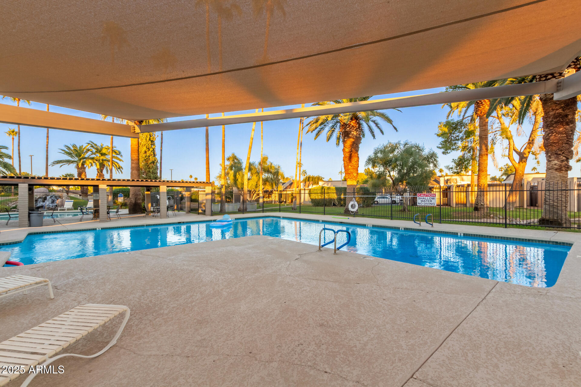 2232 W LINDNER Avenue, 2