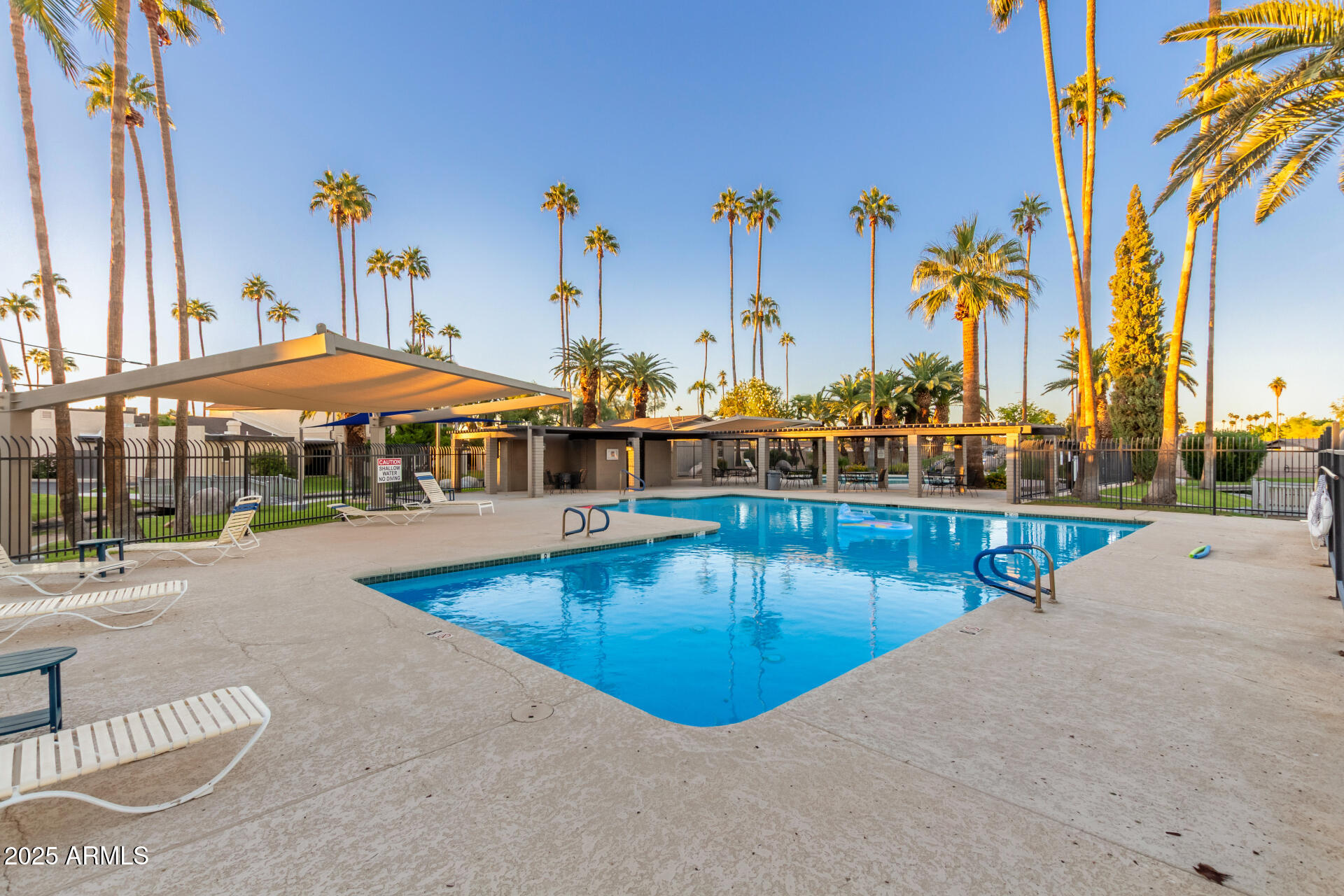 2232 W LINDNER Avenue, 2