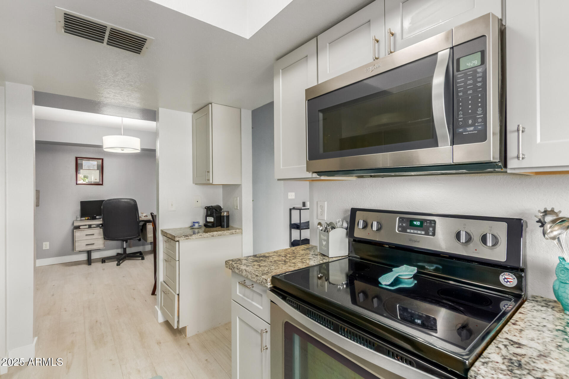 2232 W LINDNER Avenue, 2