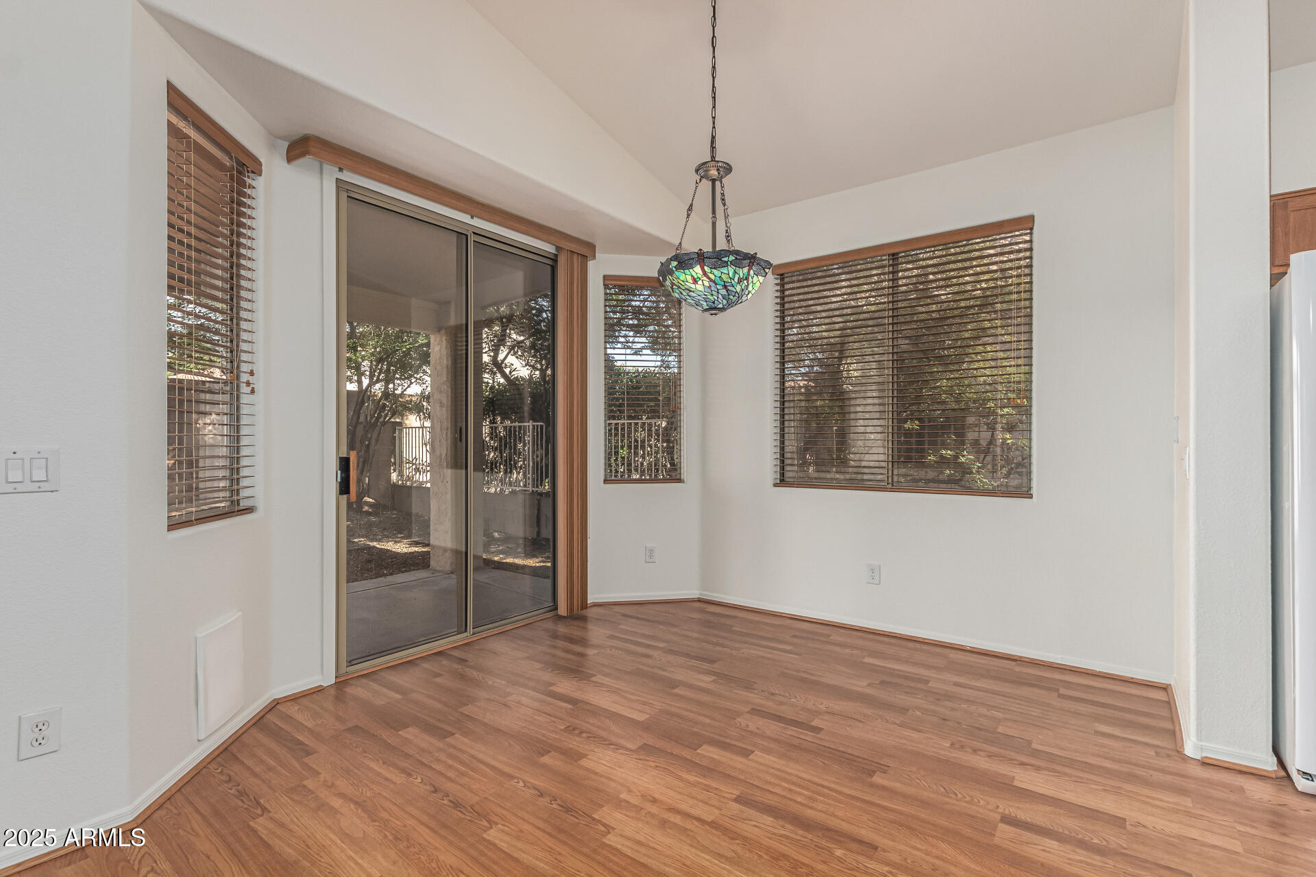 17632 W ARCADIA Drive