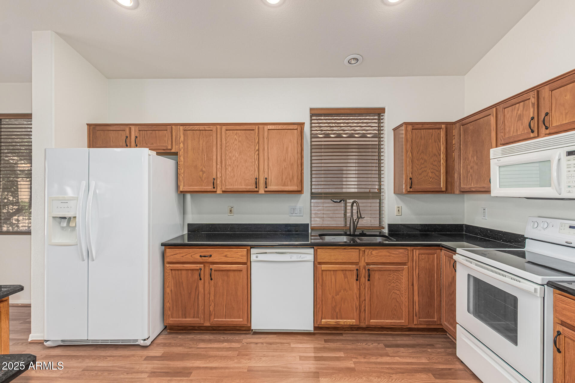 17632 W ARCADIA Drive