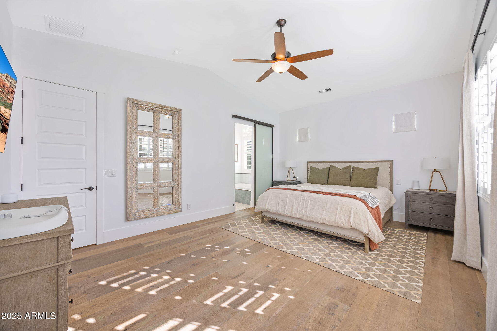 4145 E CAMPBELL Avenue