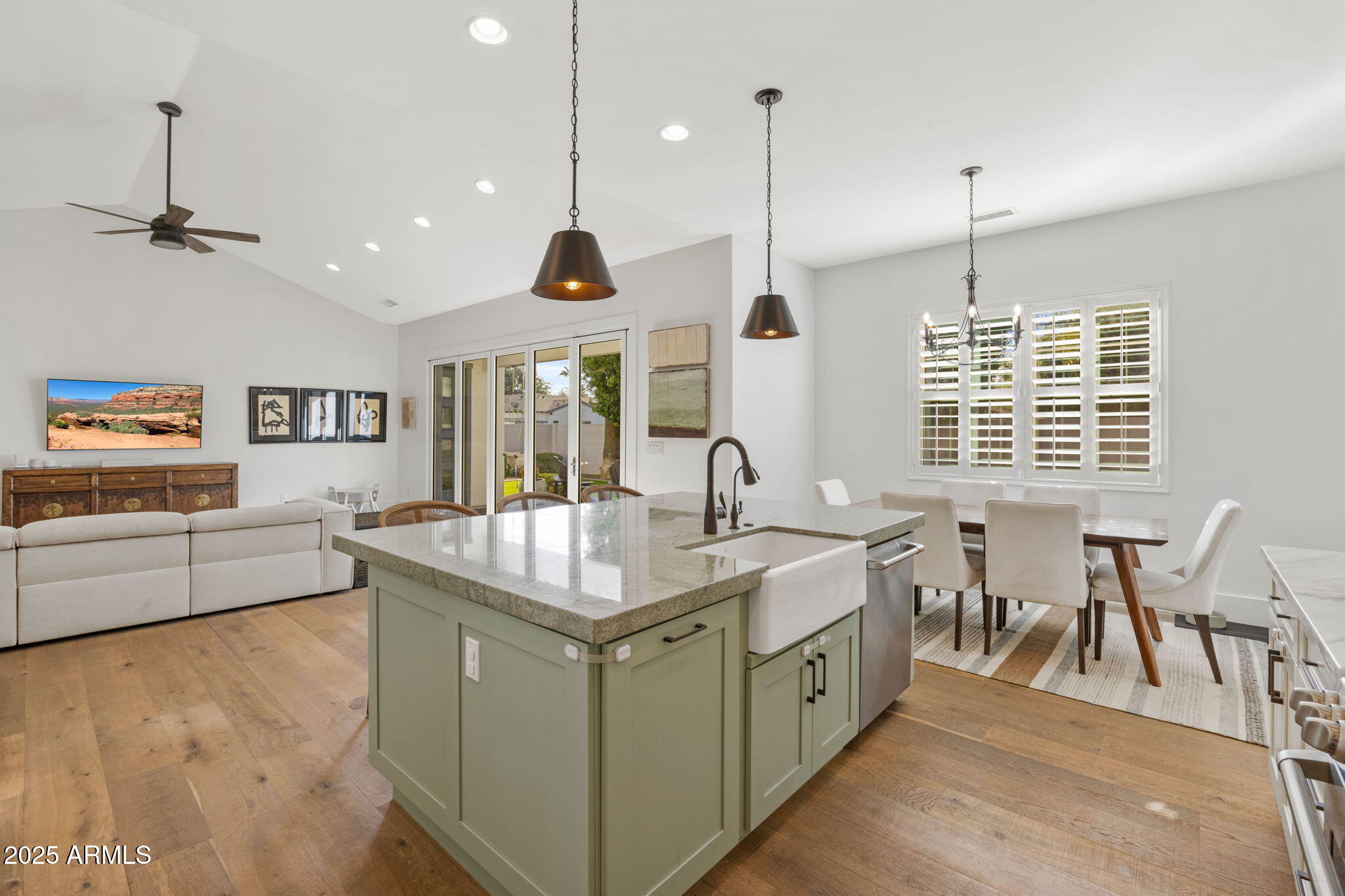 4145 E CAMPBELL Avenue