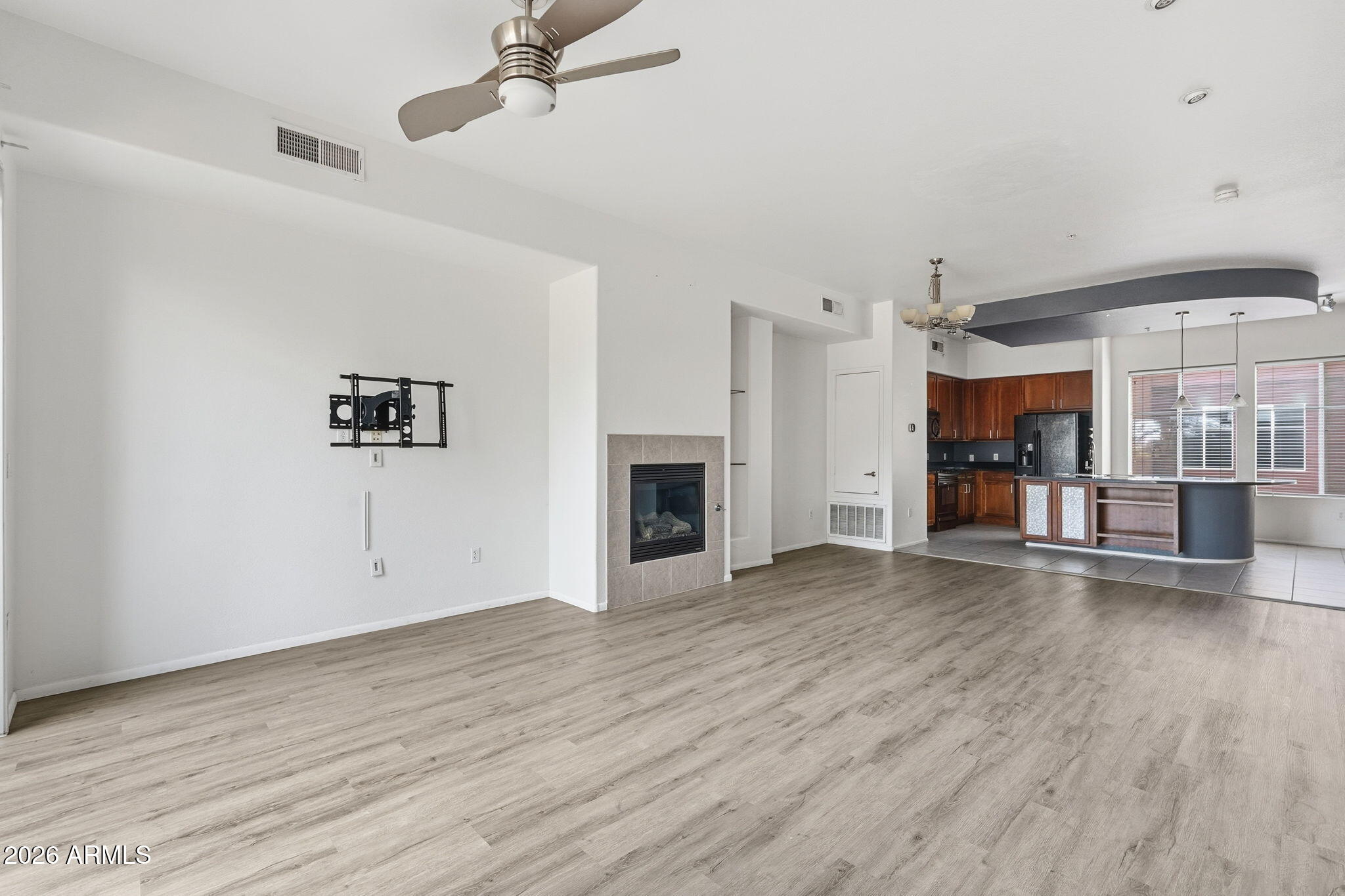 6745 N 93RD Avenue 1170