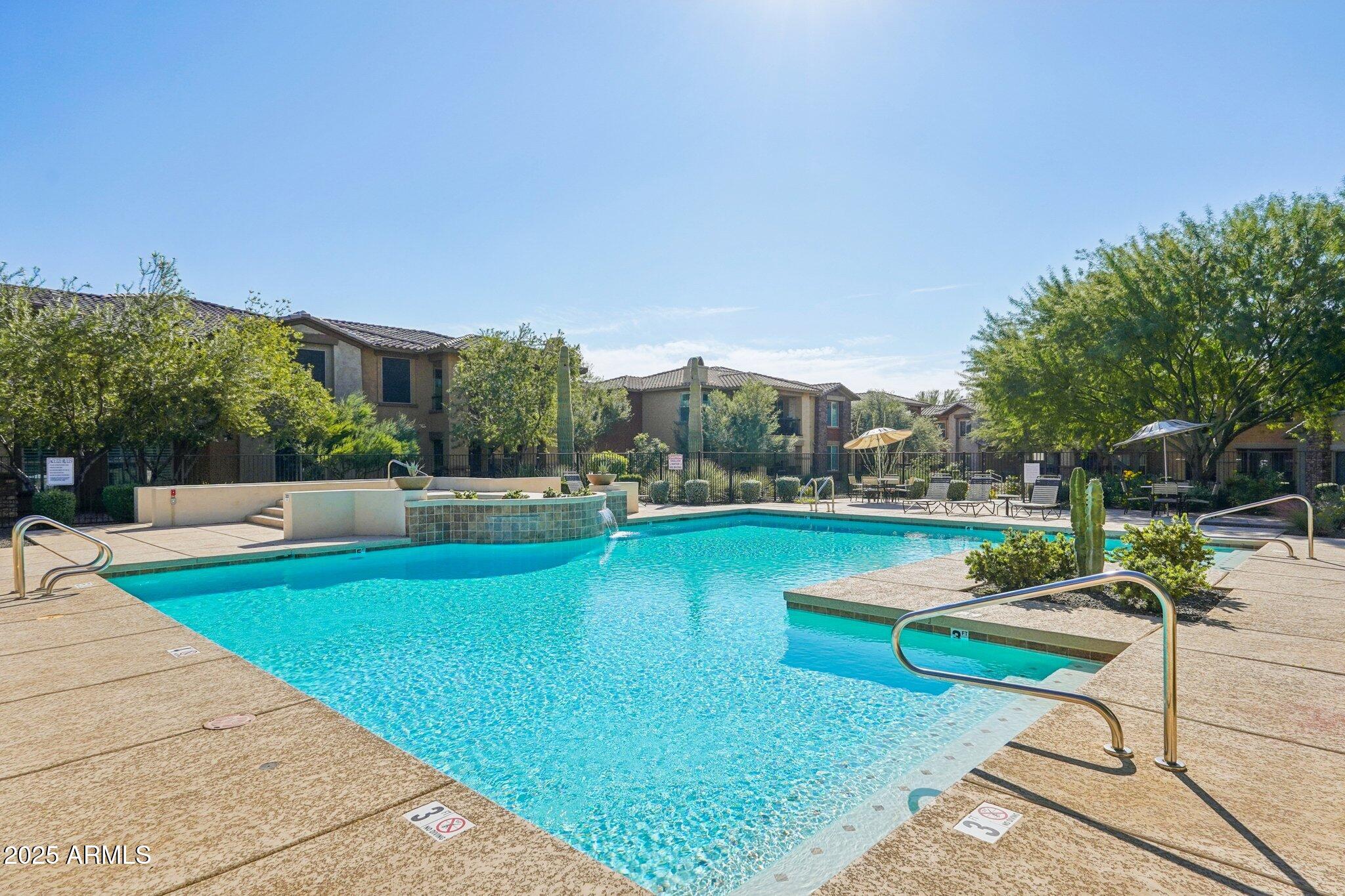 2425 W BRONCO BUTTE Trail 2046