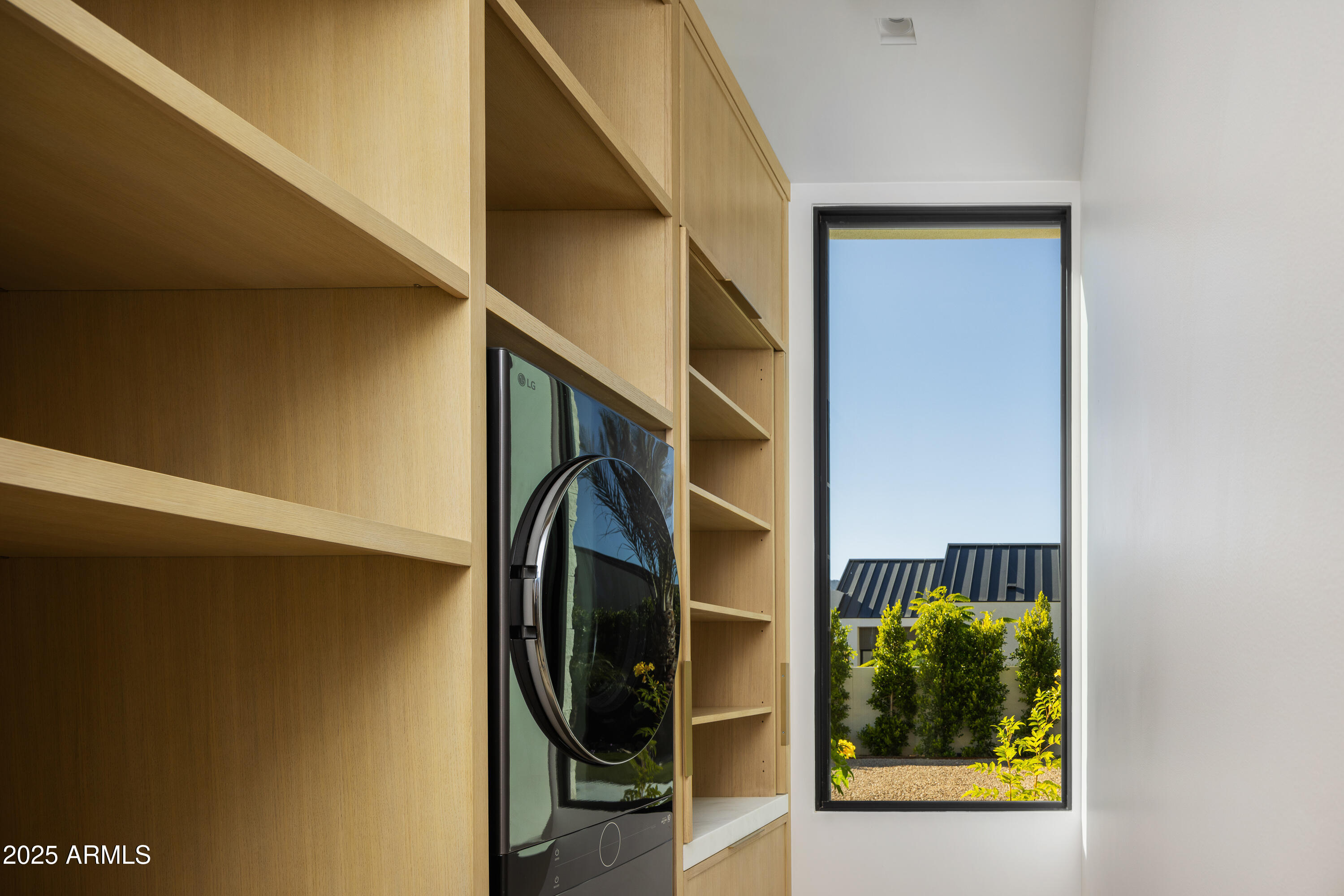 5636 E CABALLO Drive